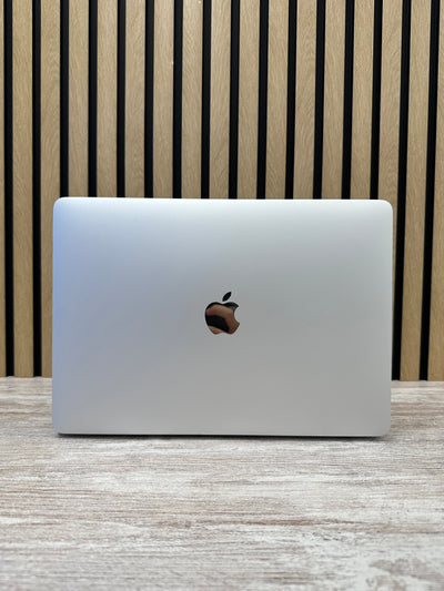 MacBook Pro 13" 2018 TB i7 16gb 500gb SSD