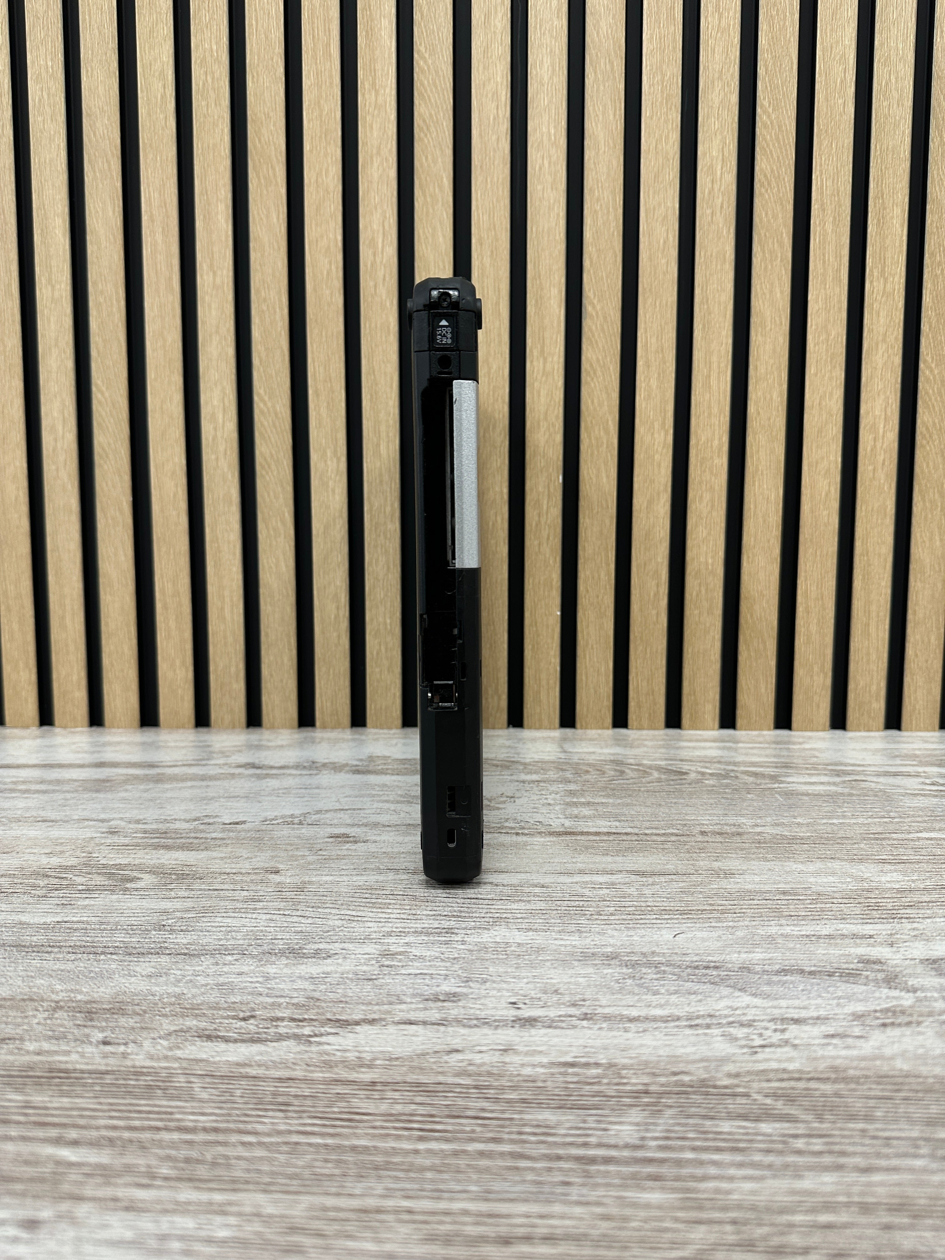 Panasonic ToughBook CF-33 i5 16gb 512gb SSD - Moyacell