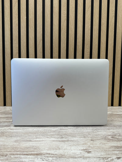 MacBook Pro 13" 2018 TB i7 16gb 500gb SSD