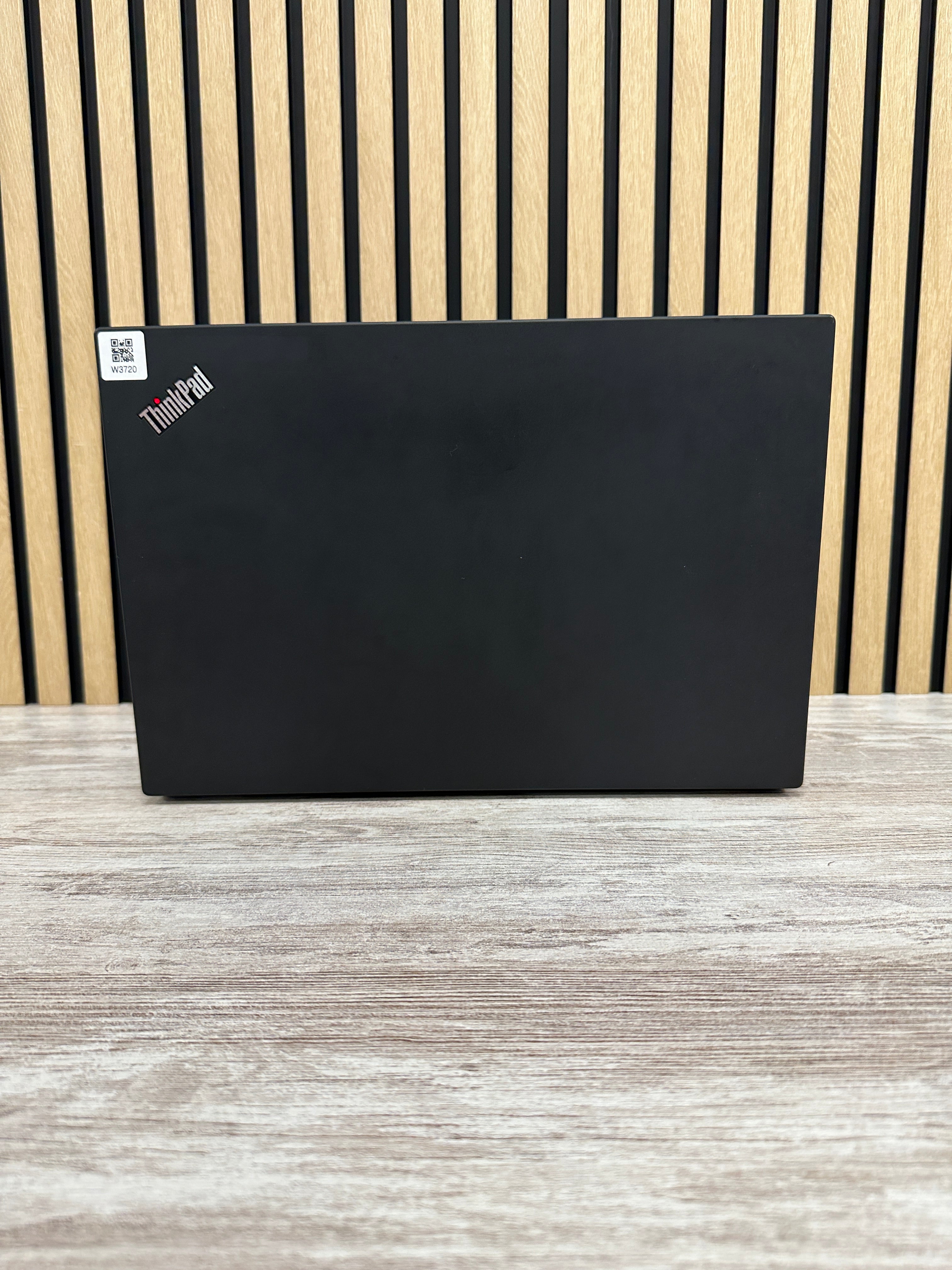 Lenovo Thinkpad T590 i5 8gb 256gb SSD