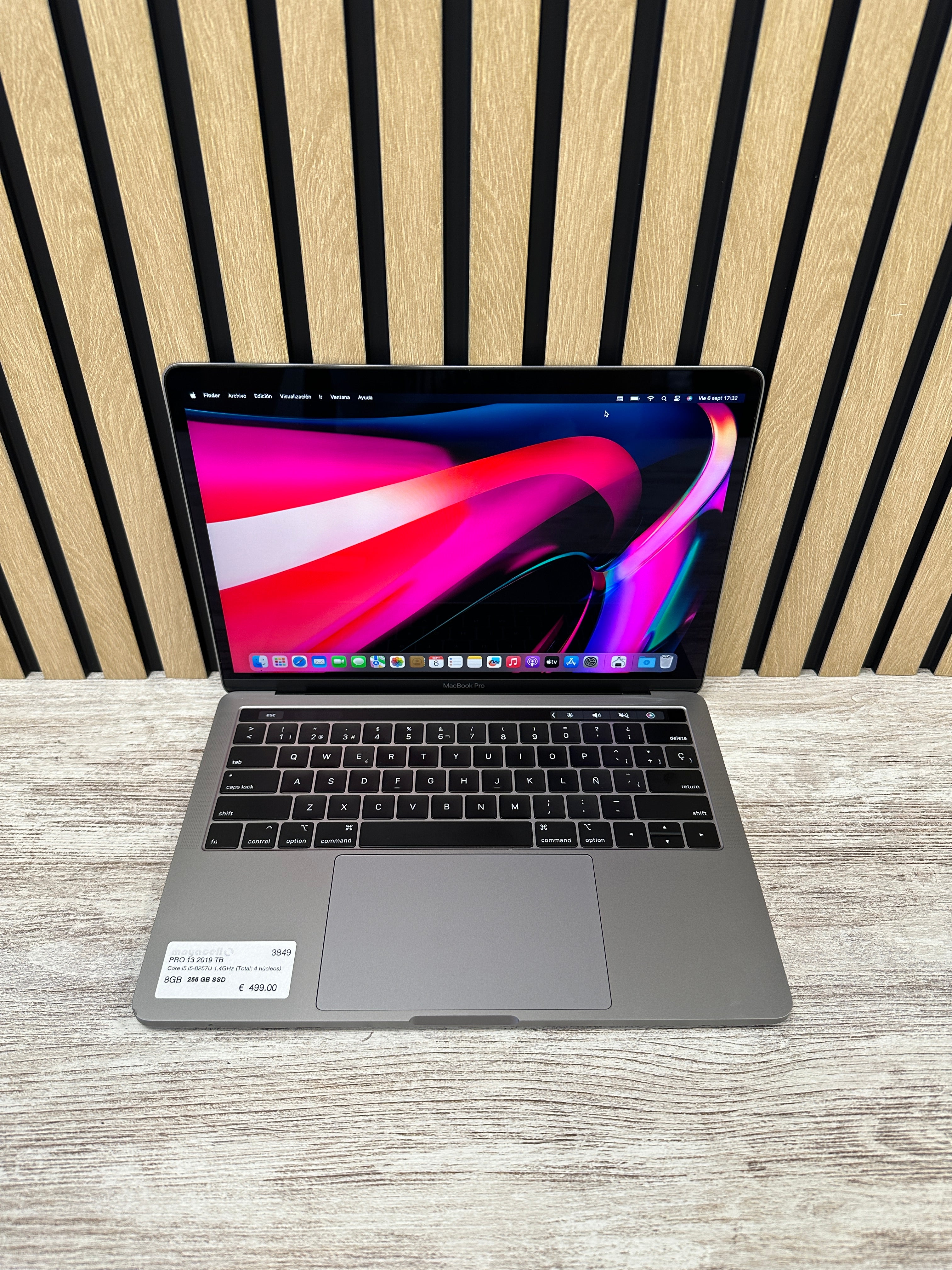 MacBook Pro 13" 2019 TB i5 8gb 256gb SSD