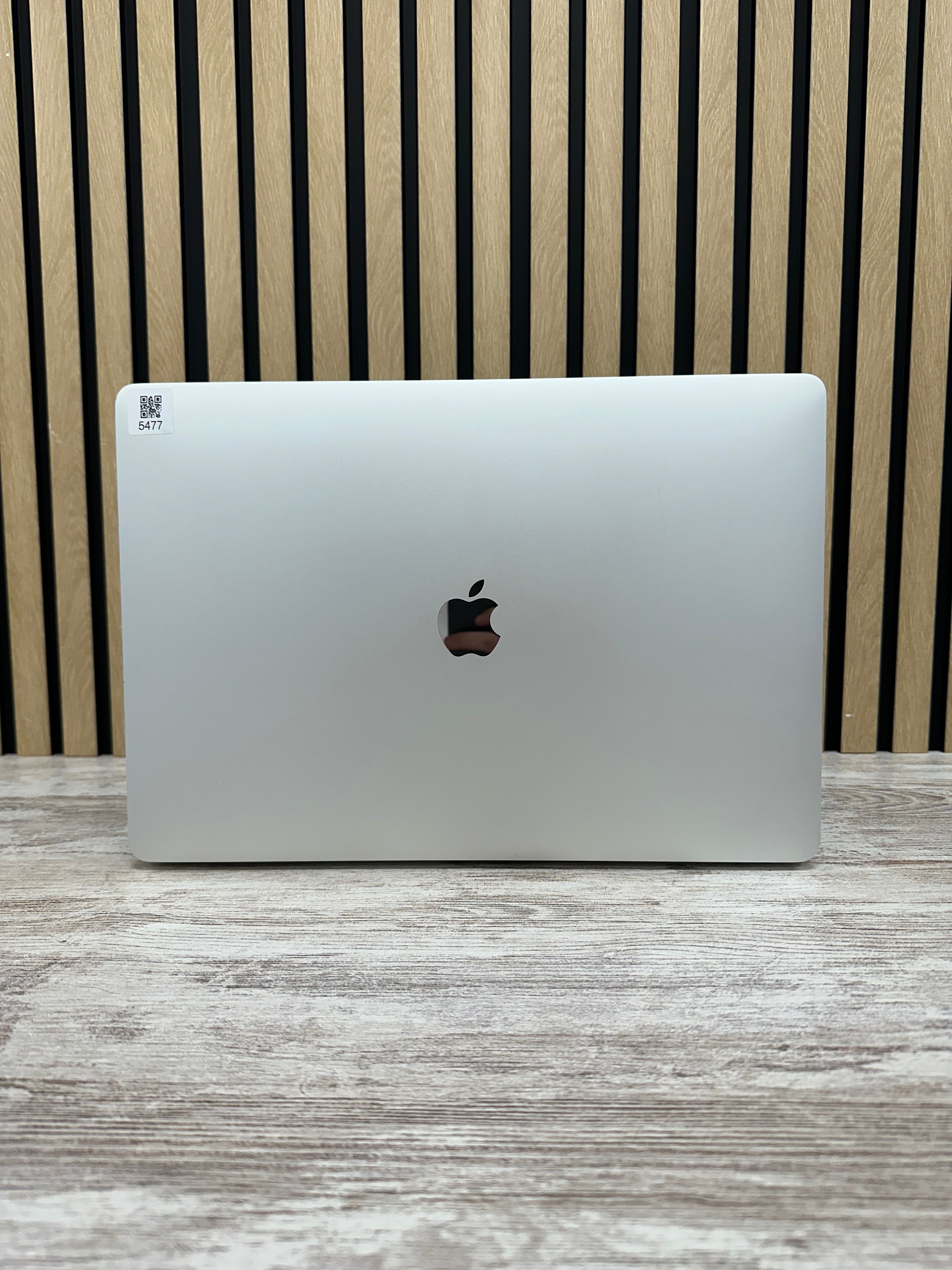MacBook Pro 15" 2018 i7 16gb 500gb SSD - Moyacell