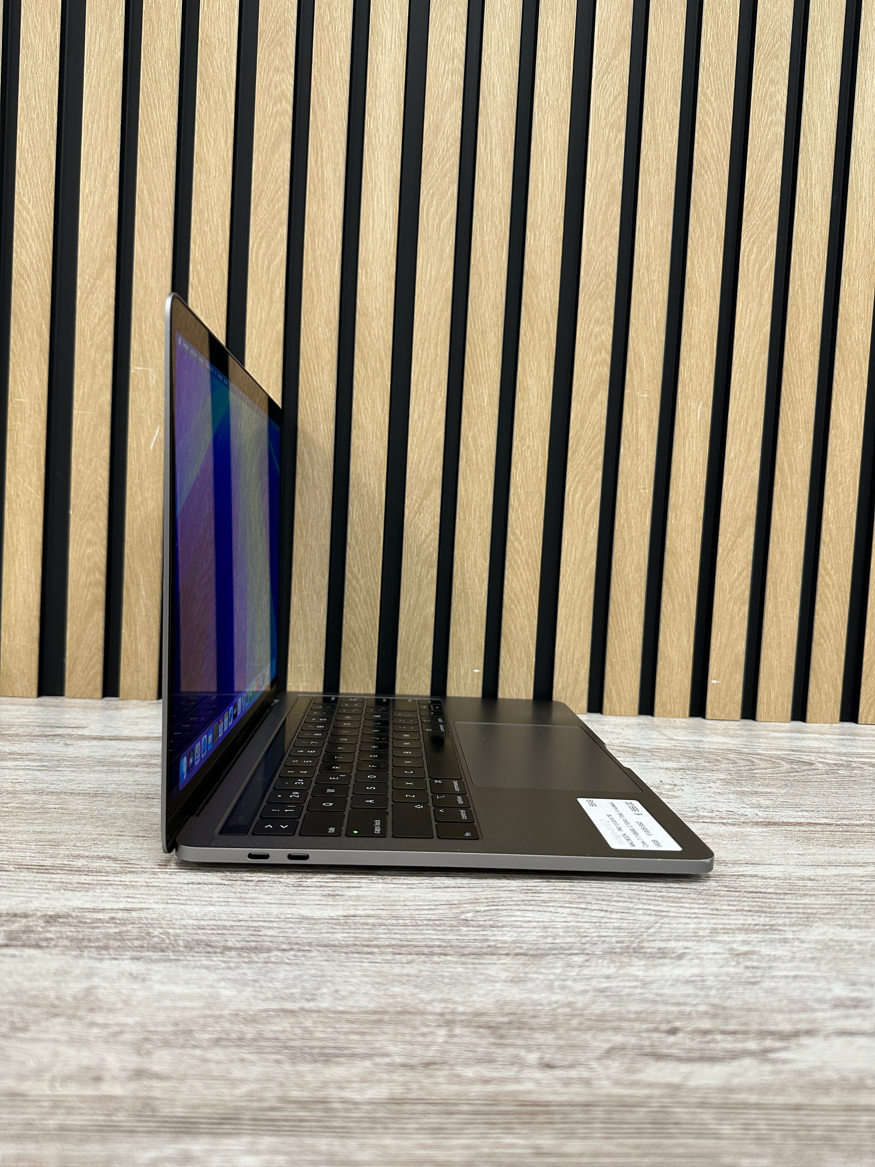 MacBook Pro 13" 2019 TB i7 16gb 512gb SSD