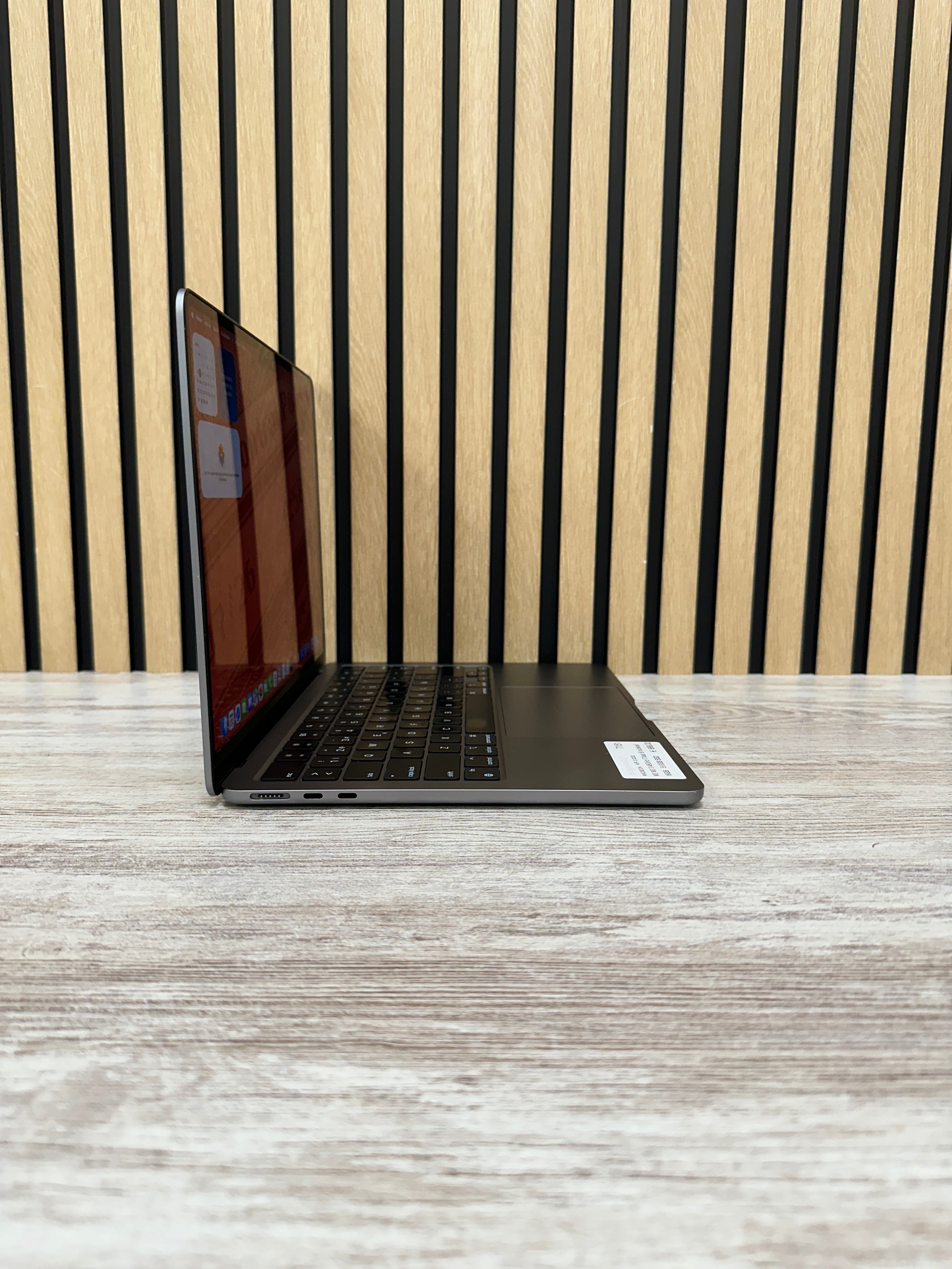 MacBook Air 13" 2022 M2 16gb 512gb SSD