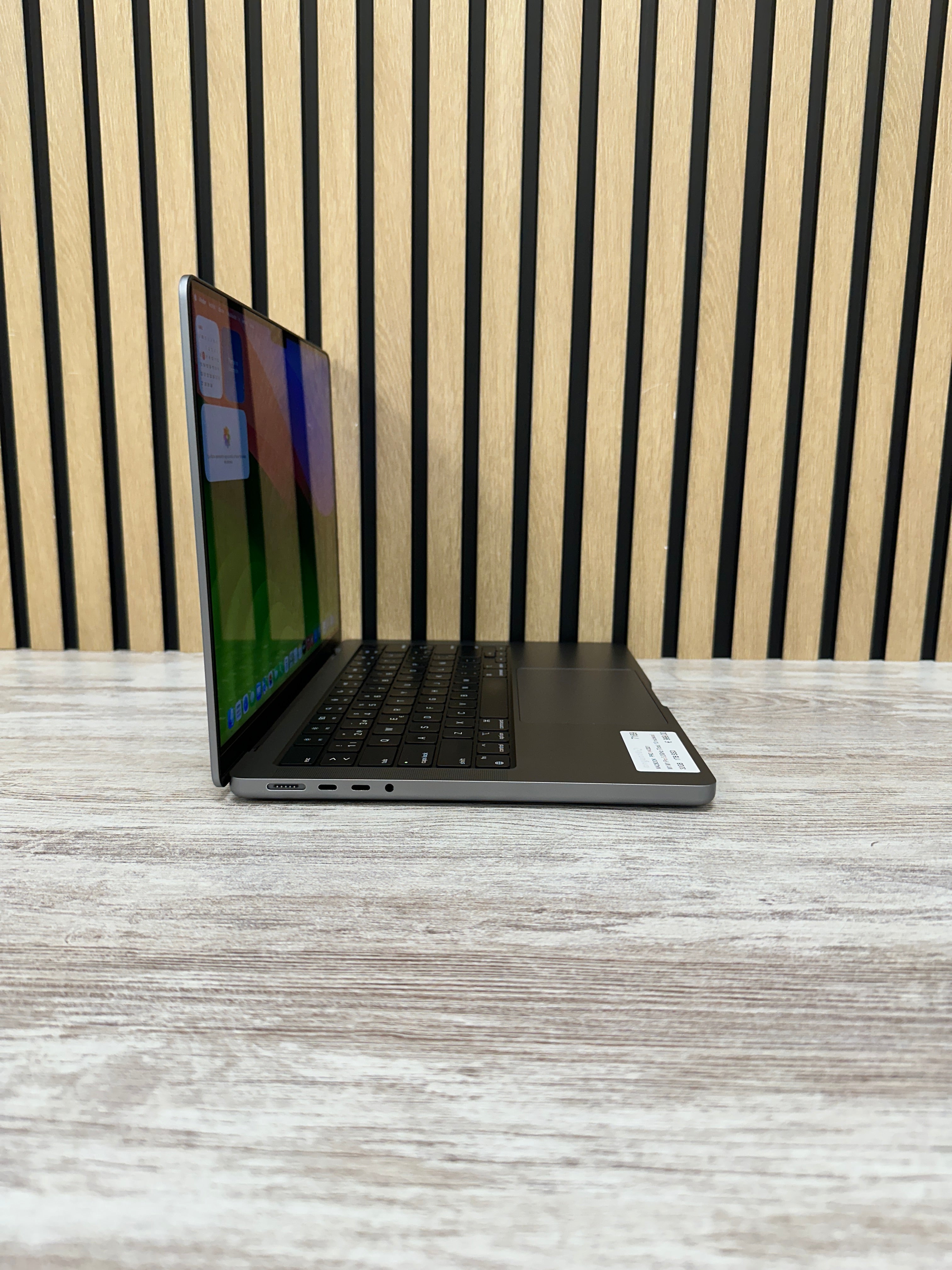 MacBook Pro 14" 2021 M1 PRO 32gb 1tb SSD