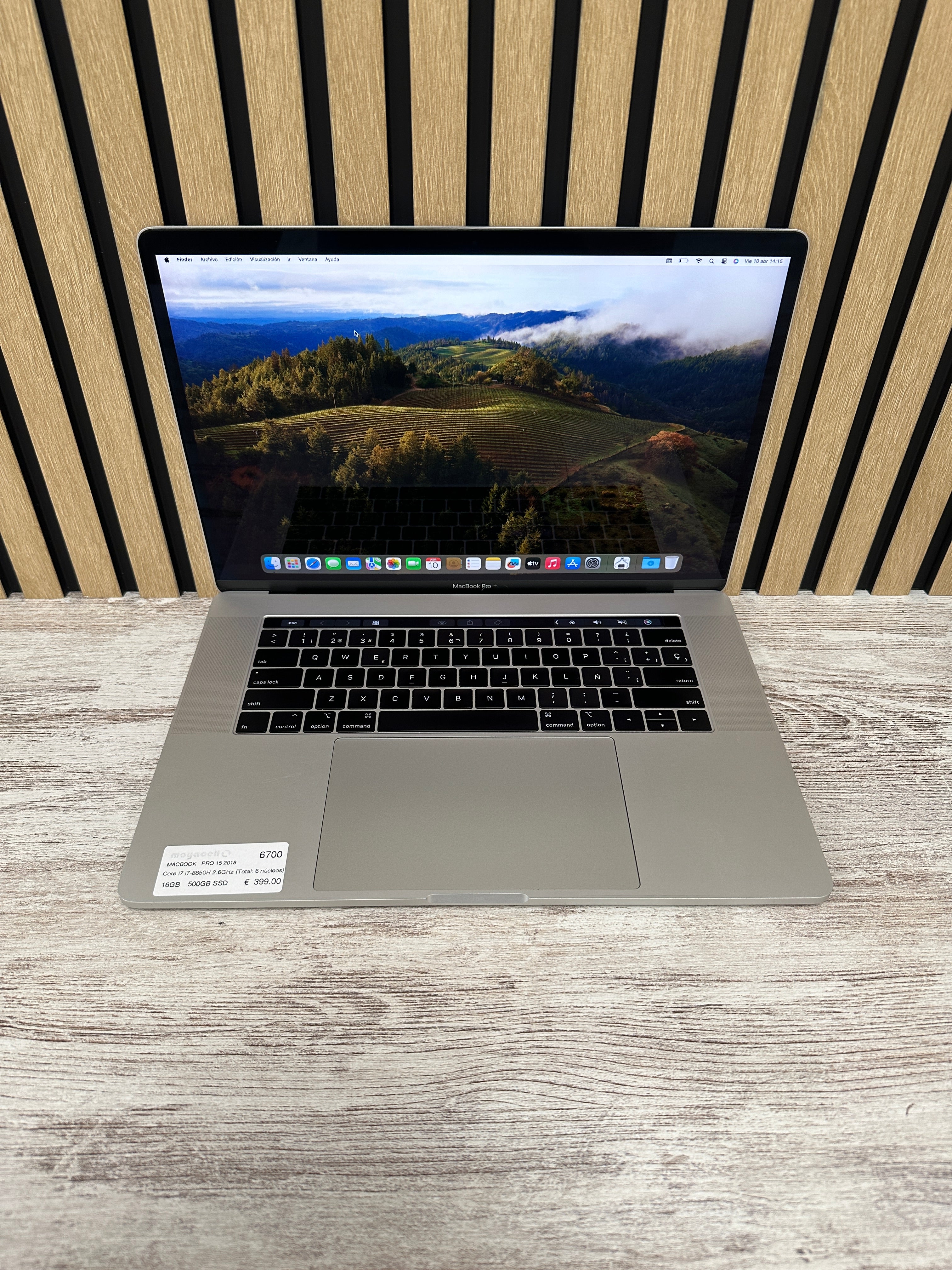 MacBook Pro 15" 2018 i7 16gb 500gb SSD