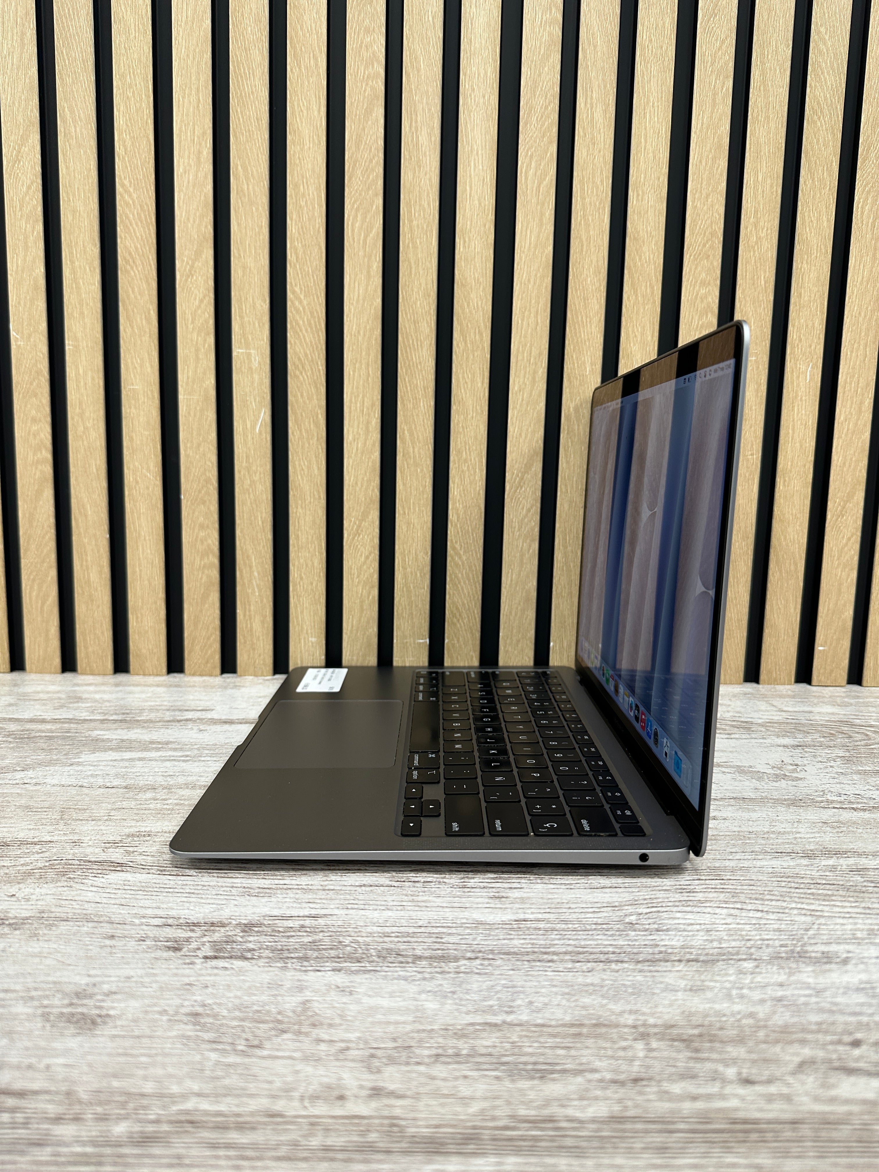 MacBook Air 13" 2020 M1 16gb 512gb SSD