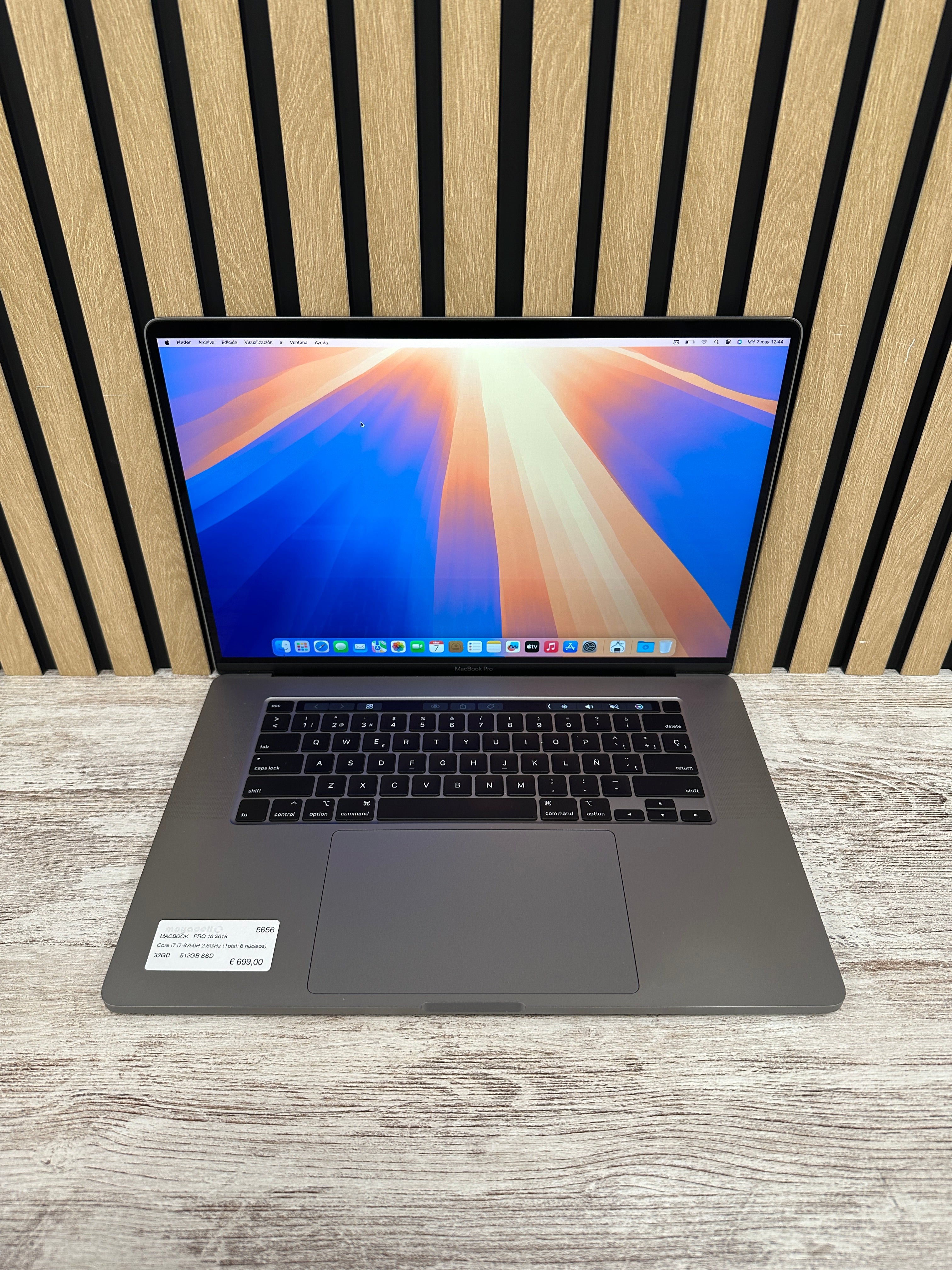 MacBook Pro 16" 2019 i7 32gb 512gb  SSD