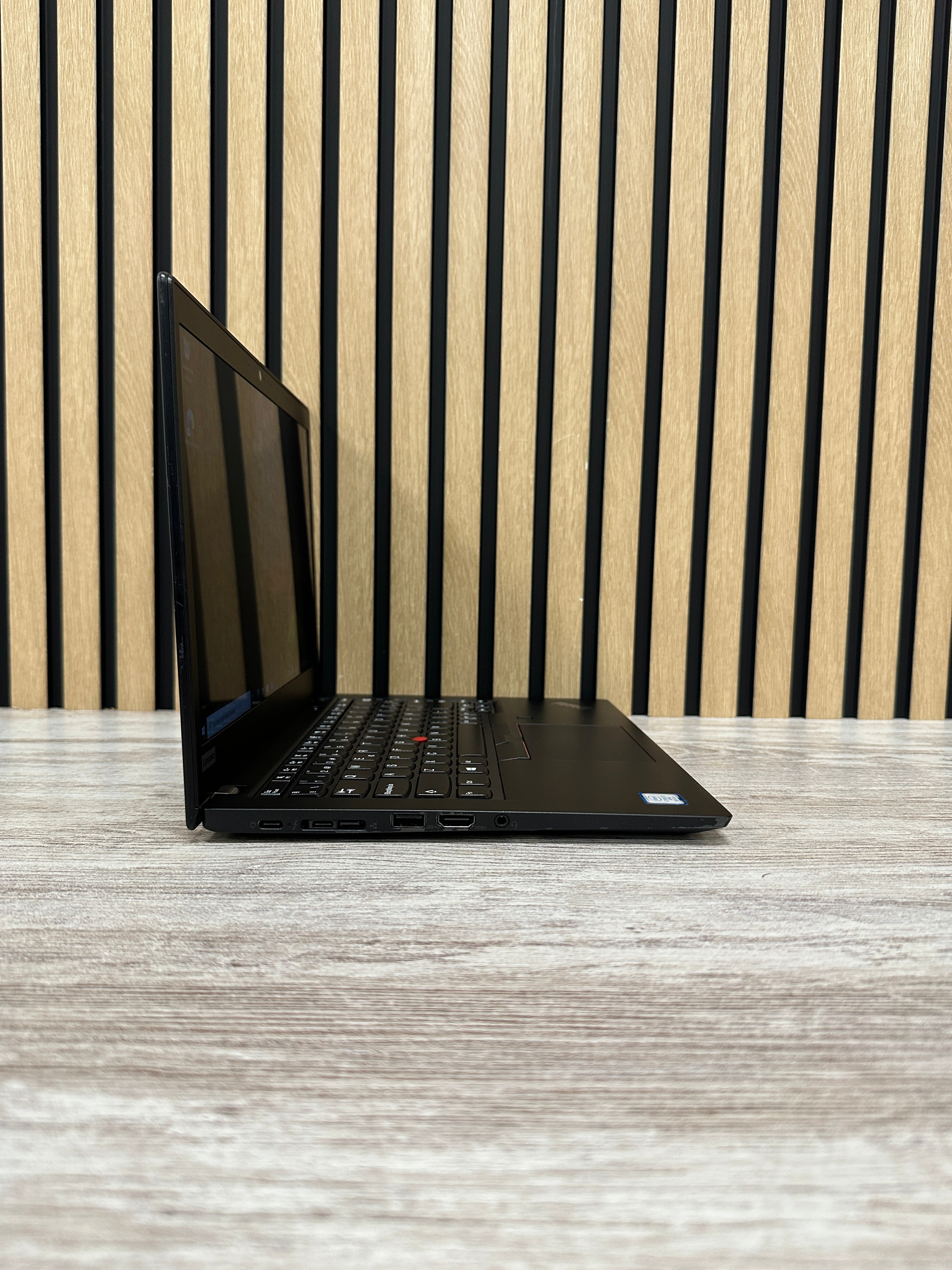 Lenovo Thinkpad X390 i7 16gb 256gb SSD - Moyacell