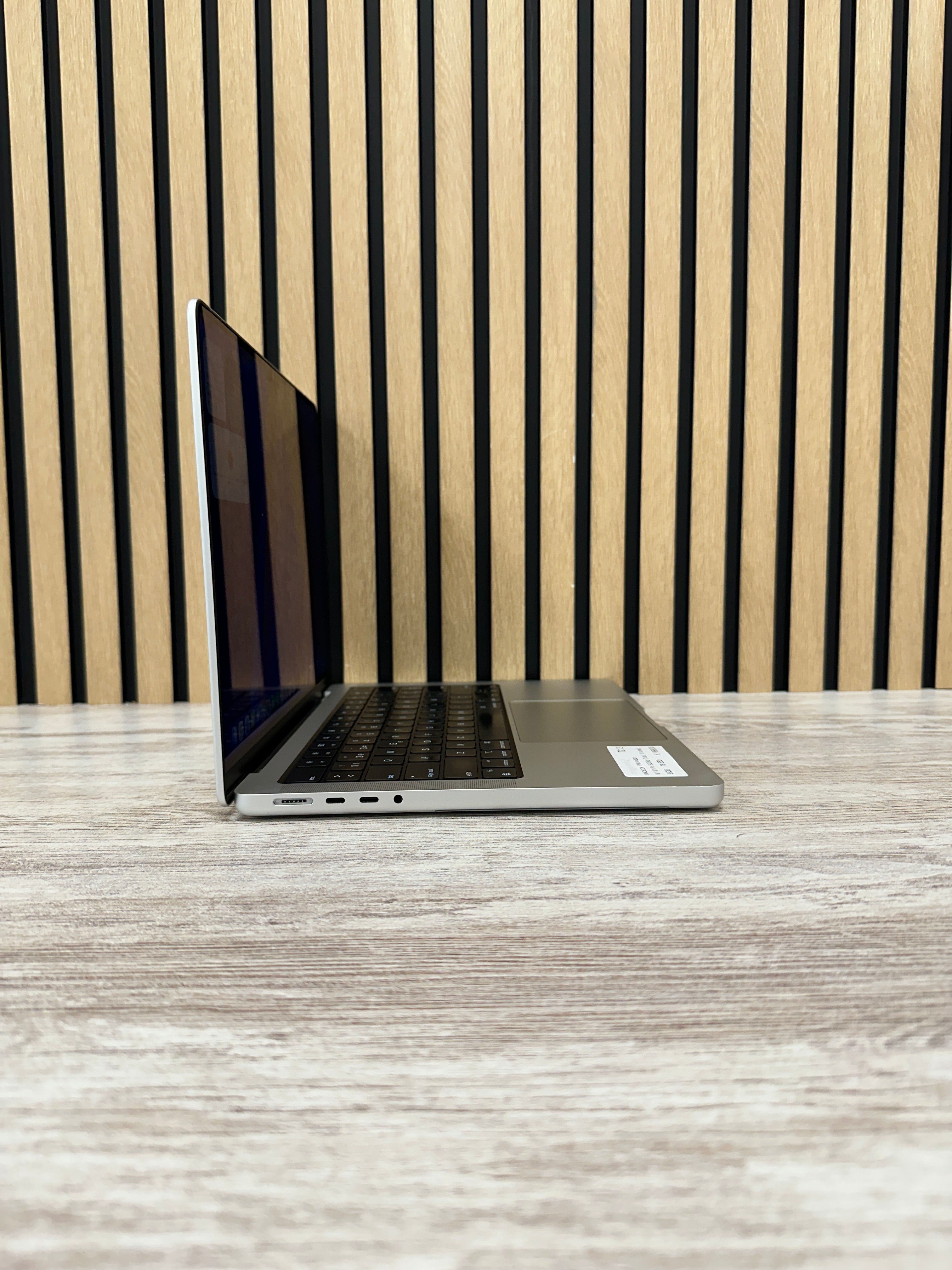 MacBook Pro 14" 2021 M1 PRO 32gb 1tb SSD