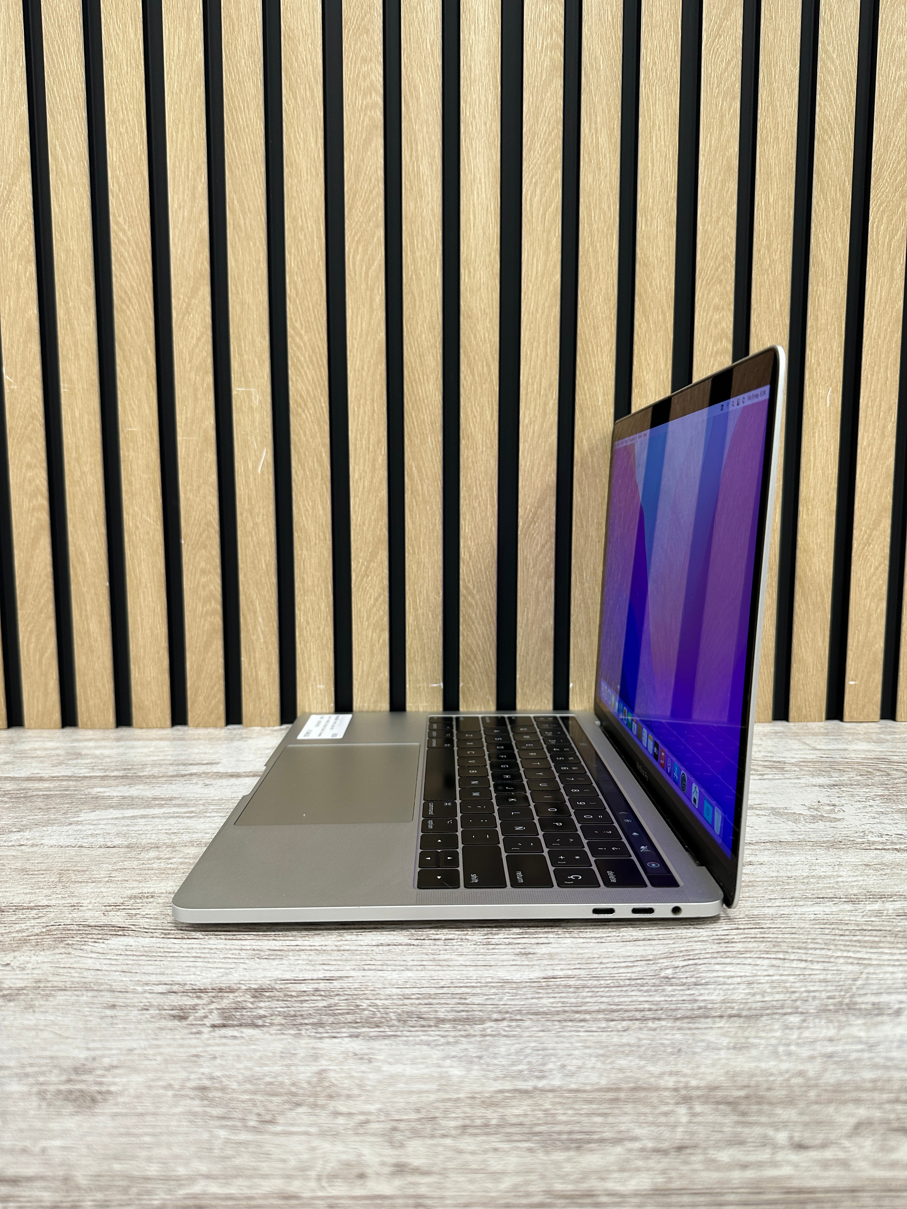 MacBook Pro 13" 2016 TB i7 16gb 500gb SSD