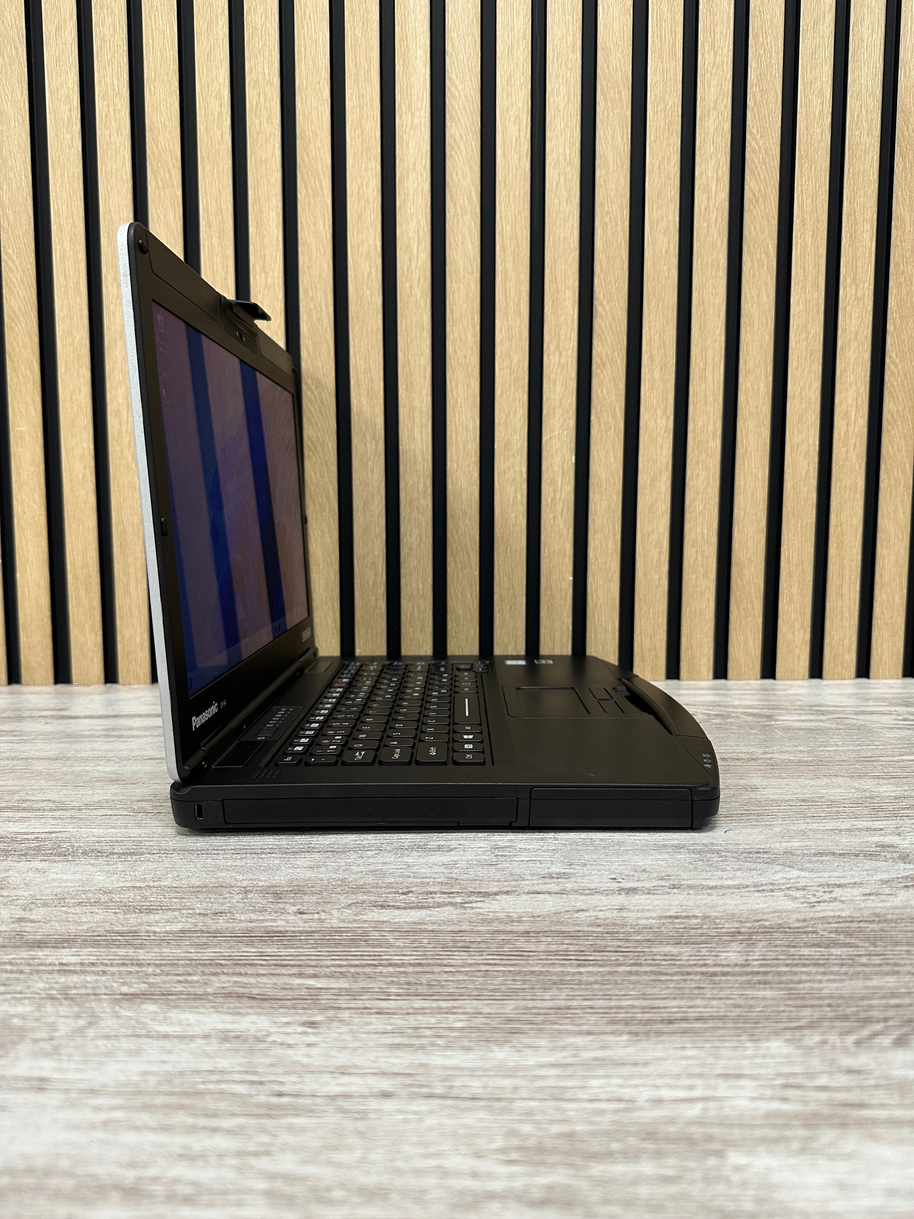 Panasonic ToughBook CF-54 i5 8gb 256gb SSD