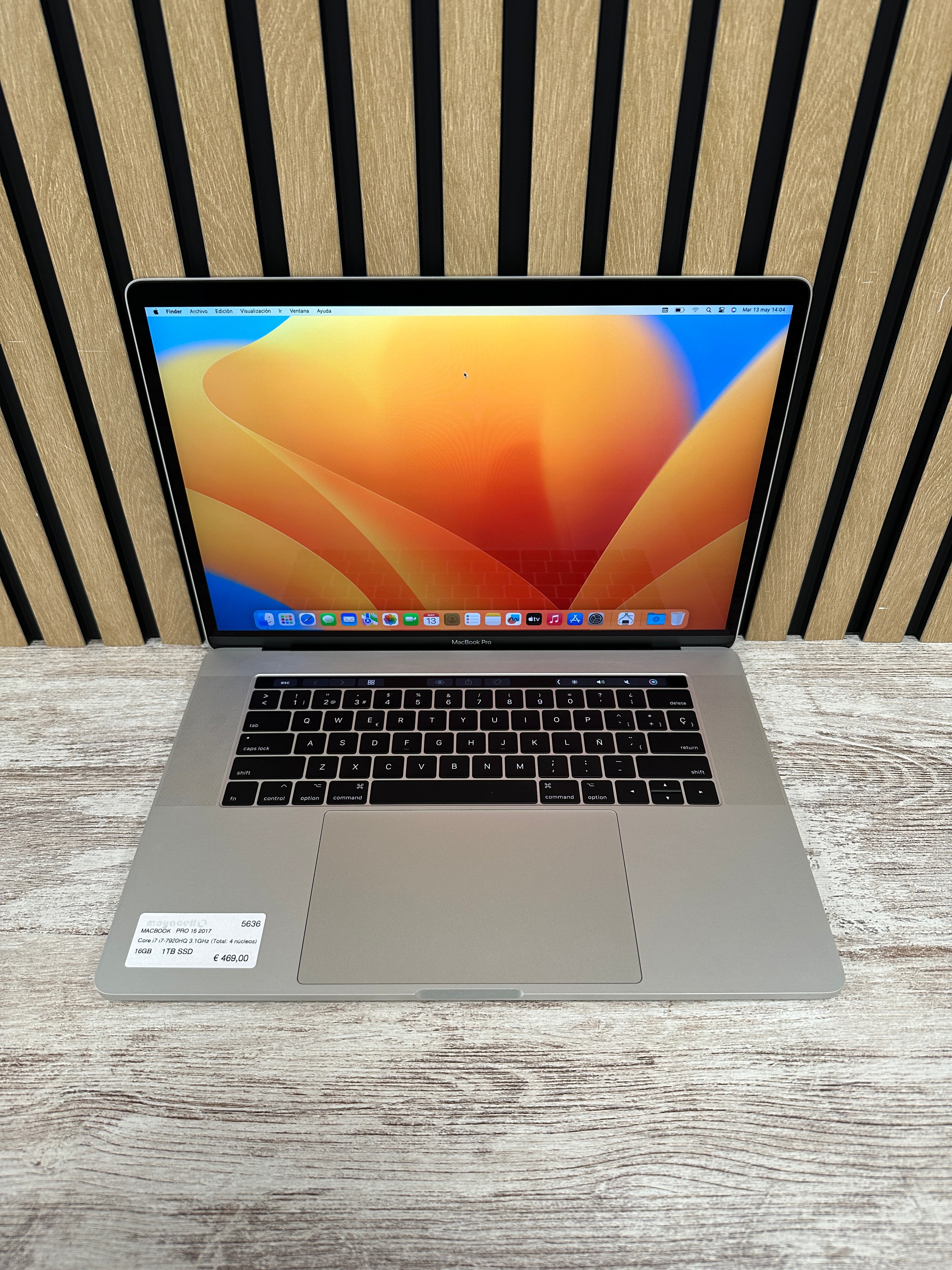 MacBook Pro 15" 2017 i7 16gb 1tb SSD