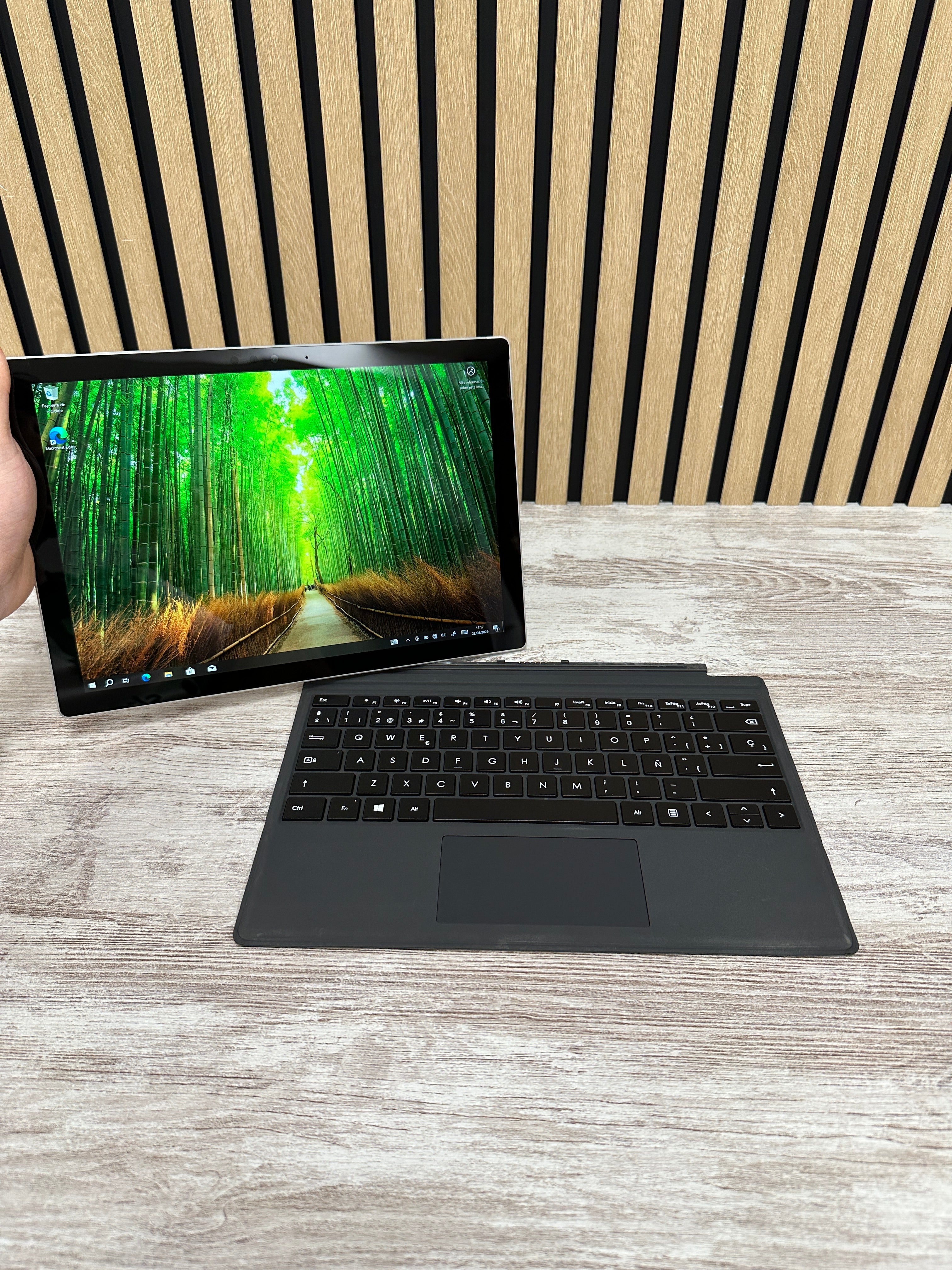 Microsoft Corp Surface Pro 6 i7 16gb 512gb SSD