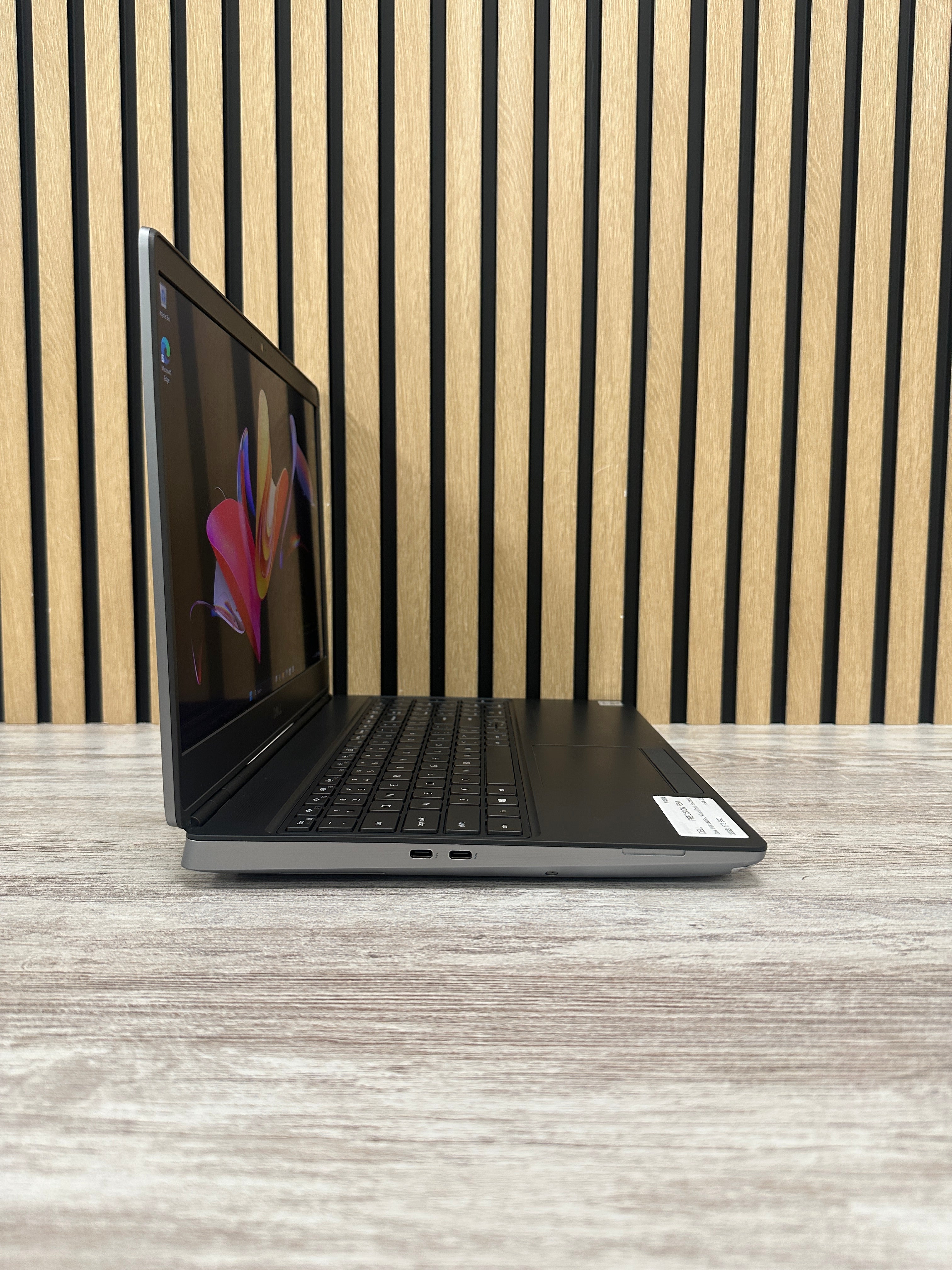 Dell Precision 7550 i9 32gb 1tb SSD