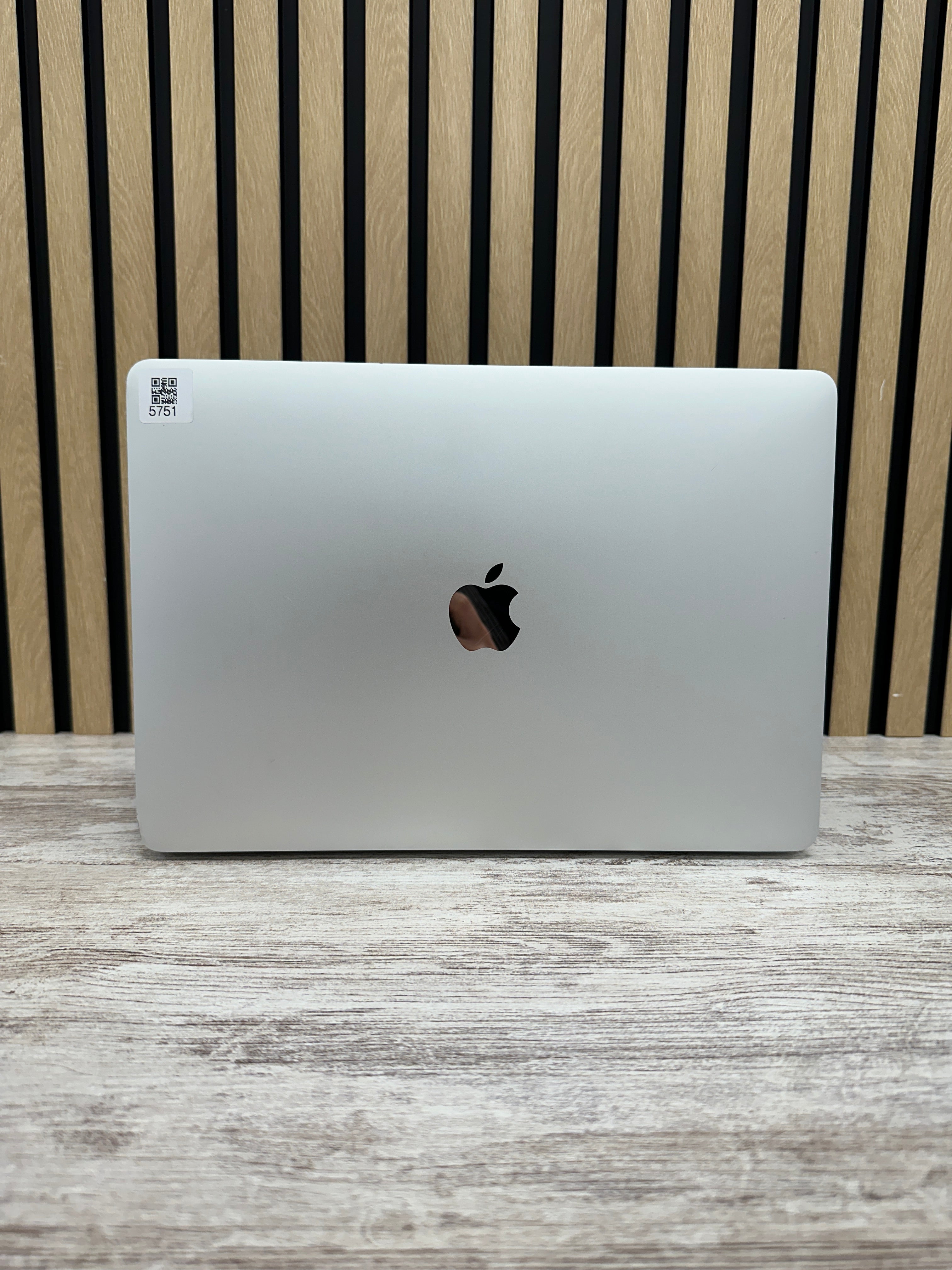 MacBook Pro 13" 2016 TB i7 16gb 500gb SSD