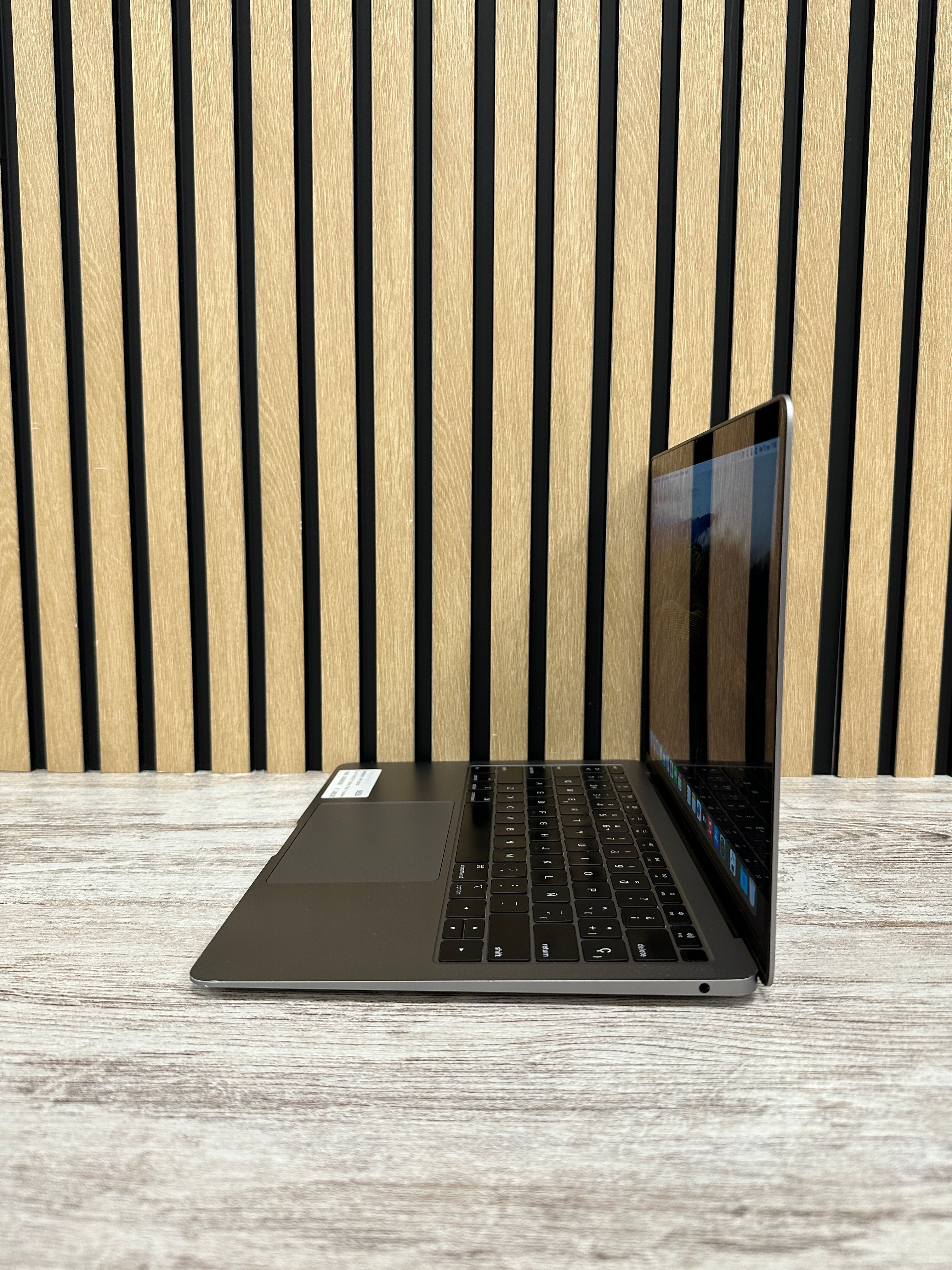 MacBook Air 13" 2019 i5 16gb 500gb SSD - Moyacell