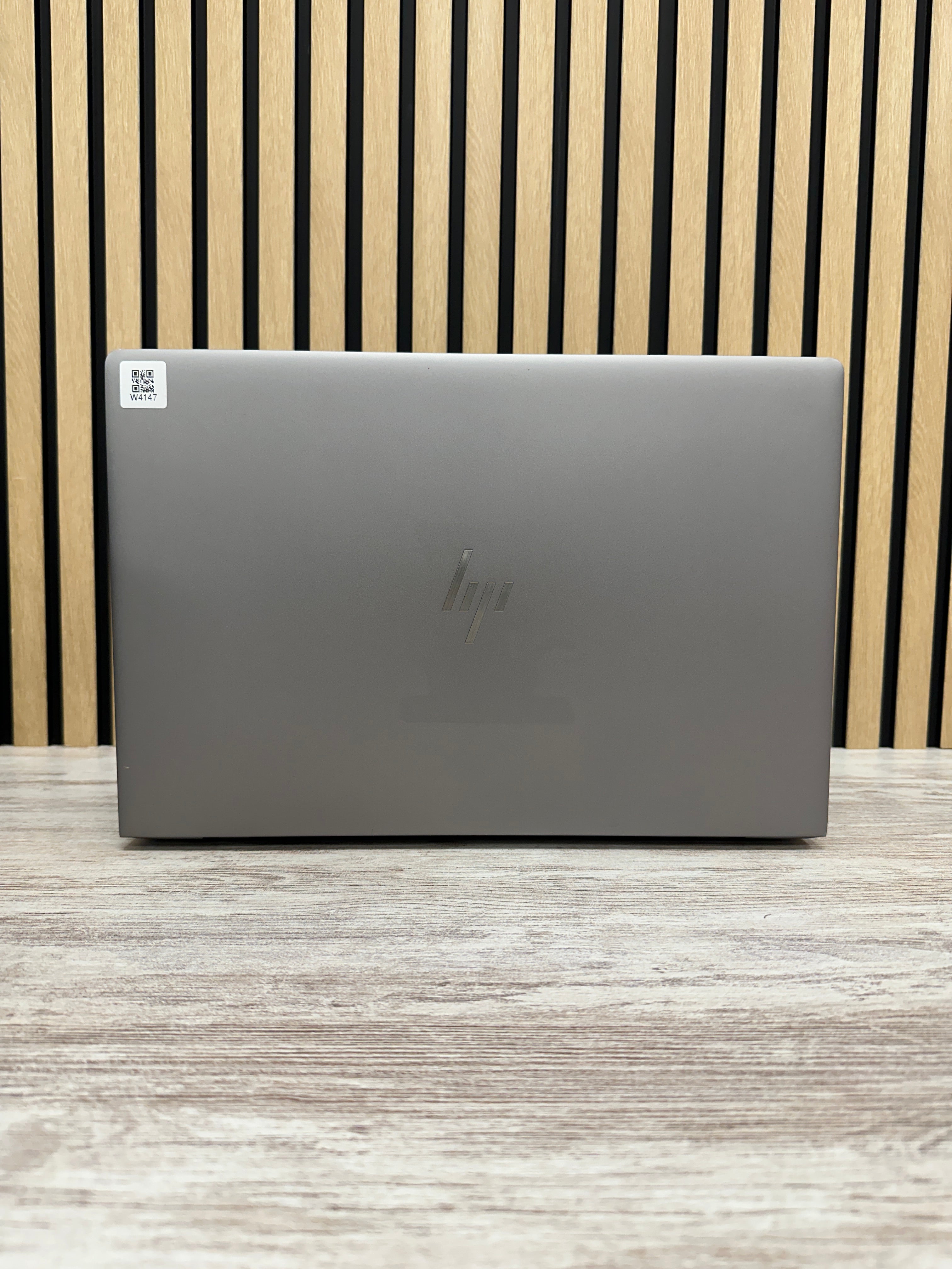 HP ZBOOK 15U G5 i7 16gb 512gb SSD