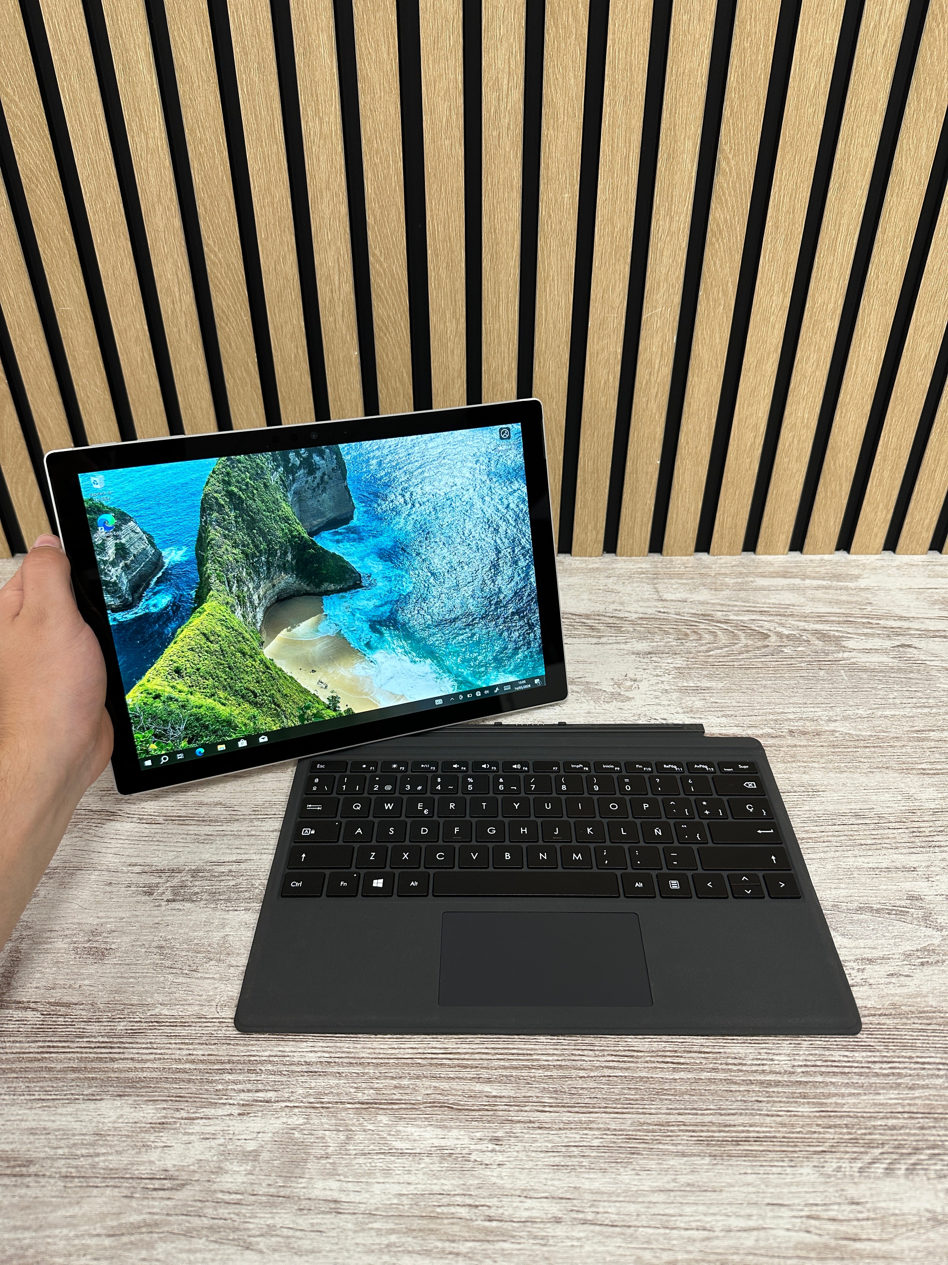 Microsoft Corp Surface Pro 6 i5 16gb 256gb SSD