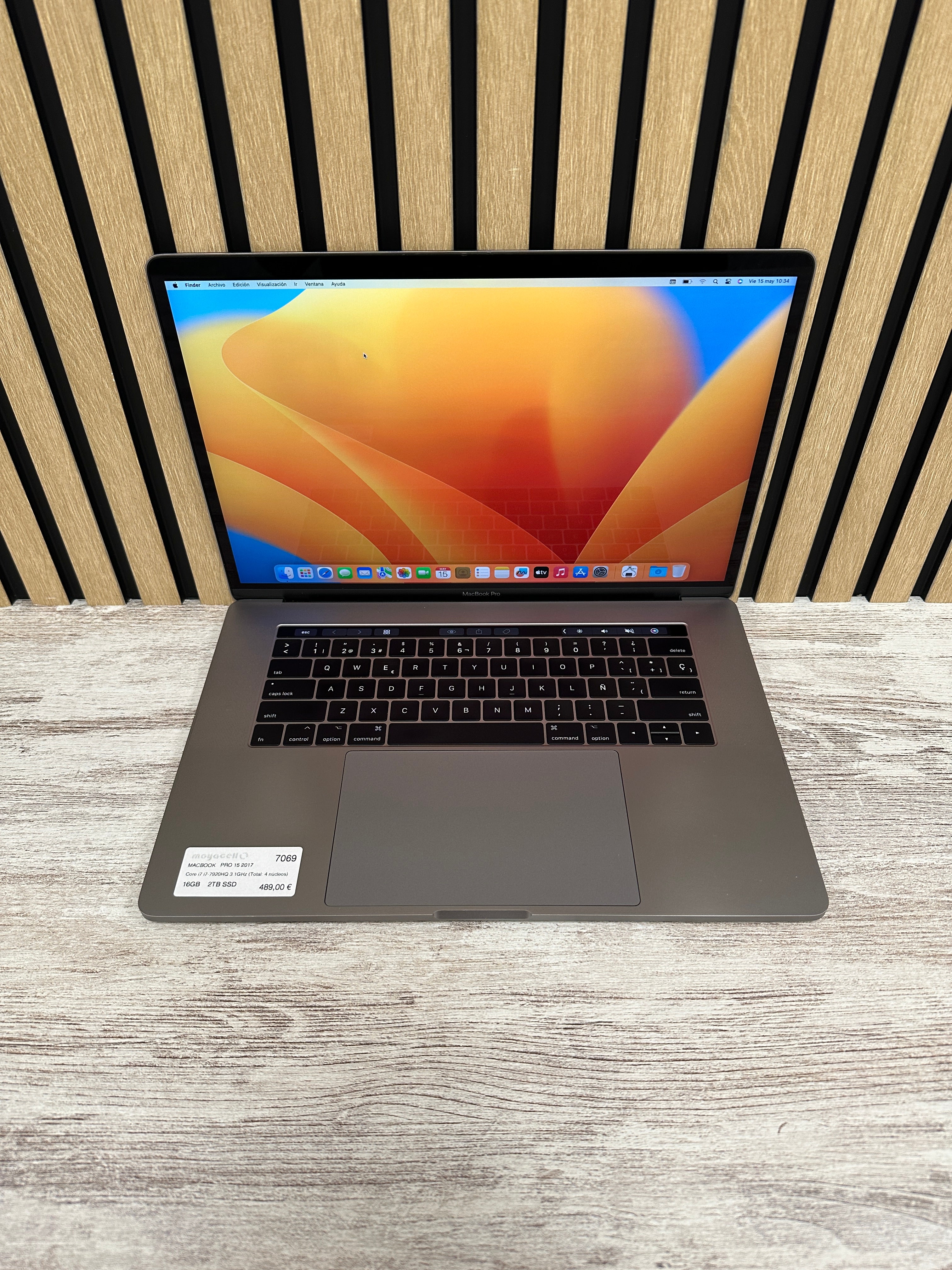 MacBook Pro 15" 2017 i7 16gb 2tb SSD - Moyacell