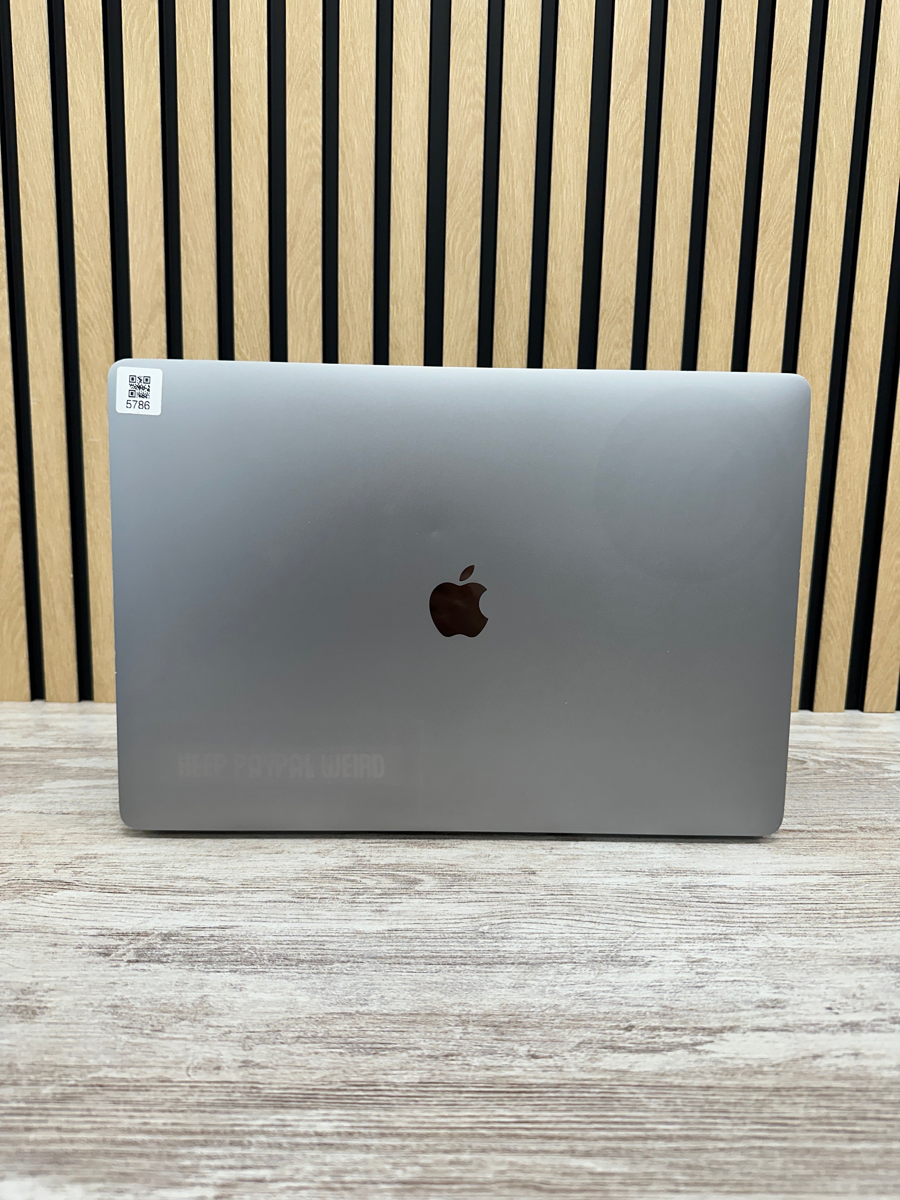 MacBook Pro 16" 2019 i9 64gb 512gb SSD