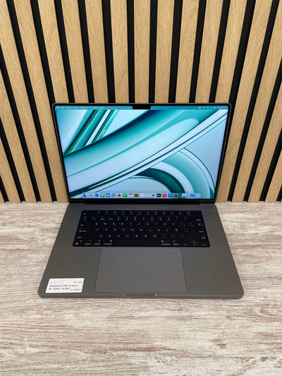 MacBook Pro 16" 2021 M1 32gb 1tb SSD