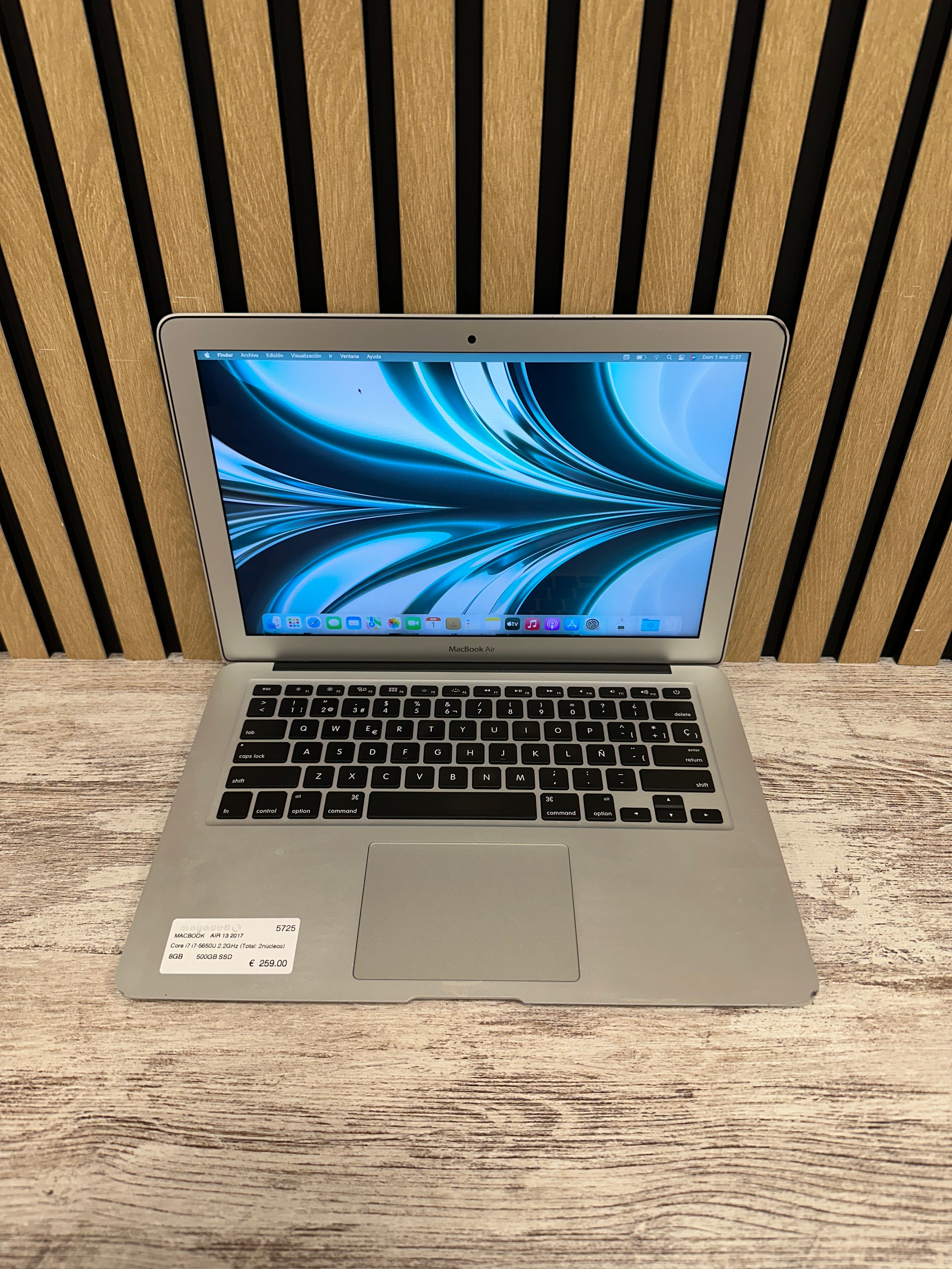 MacBook Air 13" 2017 i7 8gb 500gb SSD
