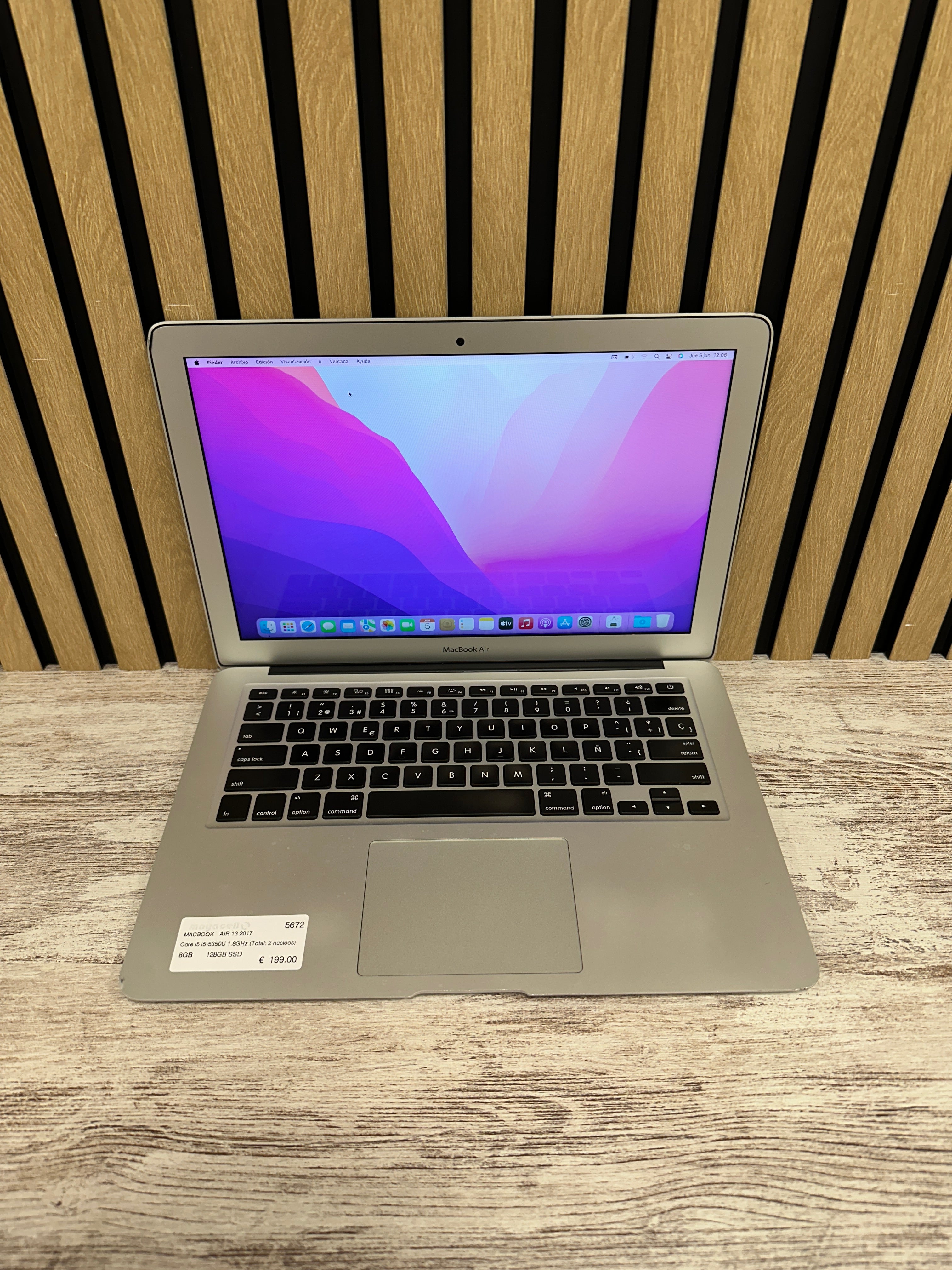 MacBook Air 13" 2017 i5 8gb 128gb SSD