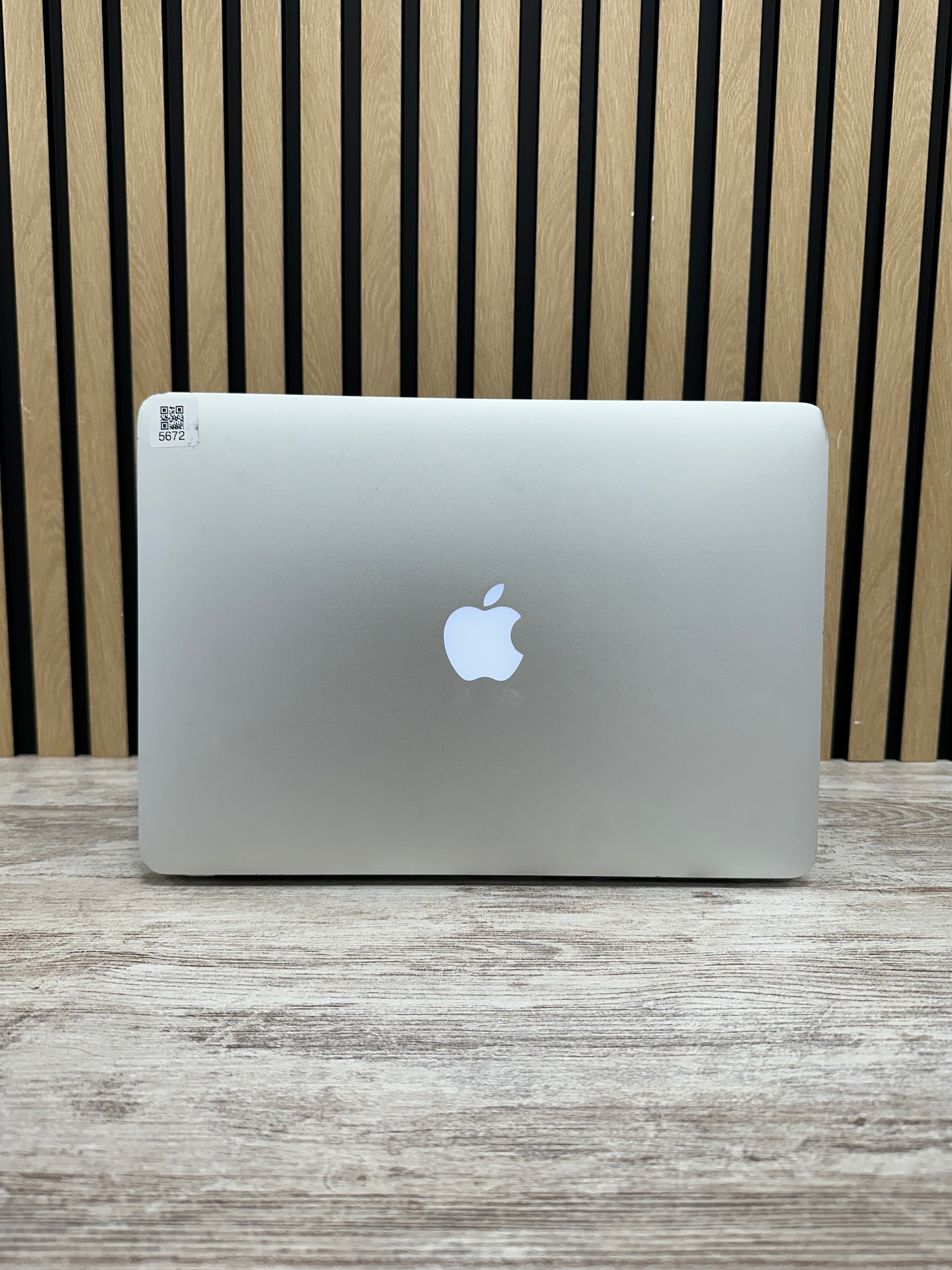 MacBook Air 13" 2017 i5 8gb 128gb SSD
