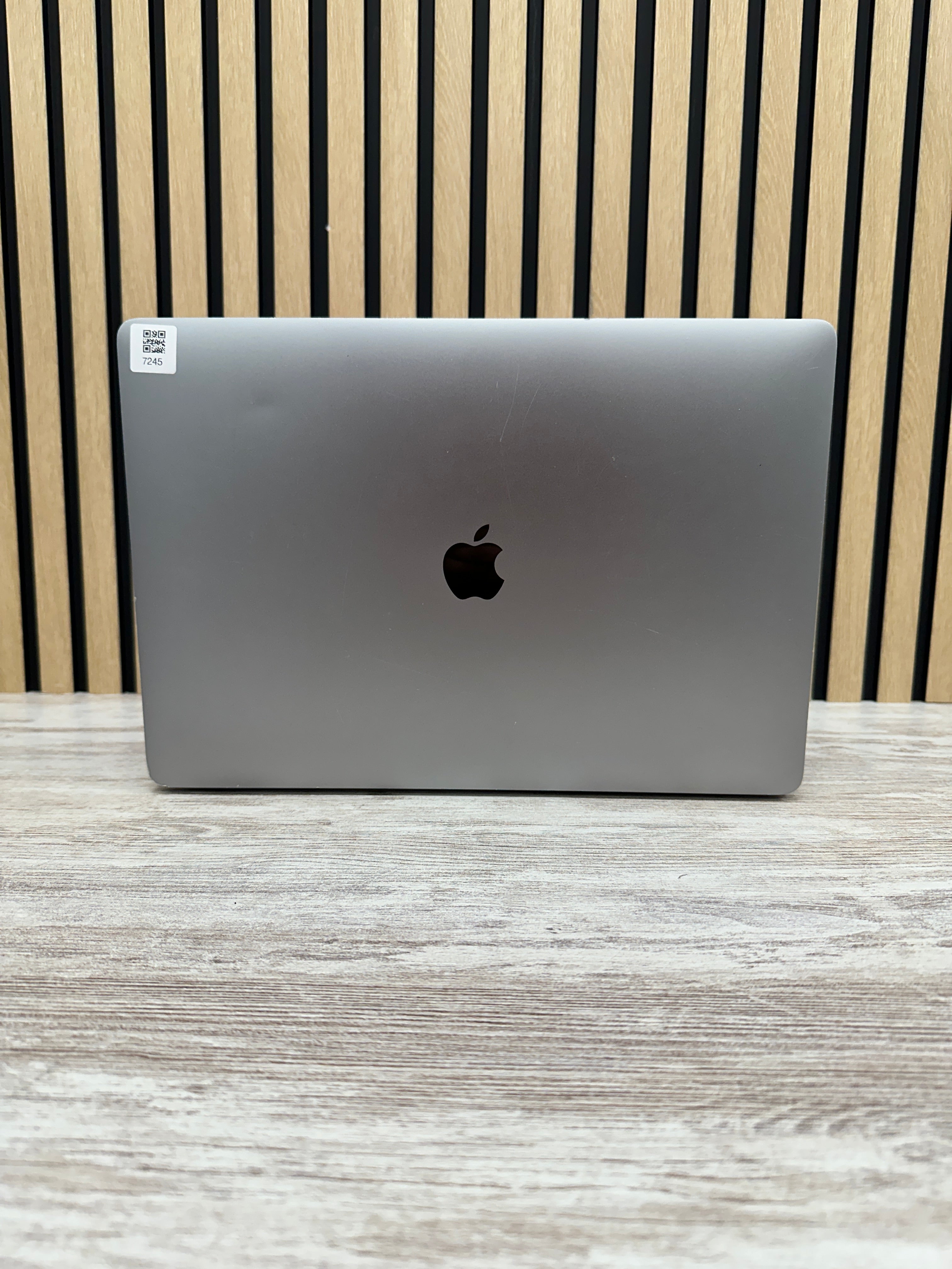 MacBook Pro 15" 2018 i7 16gb 512gb SSD - Moyacell
