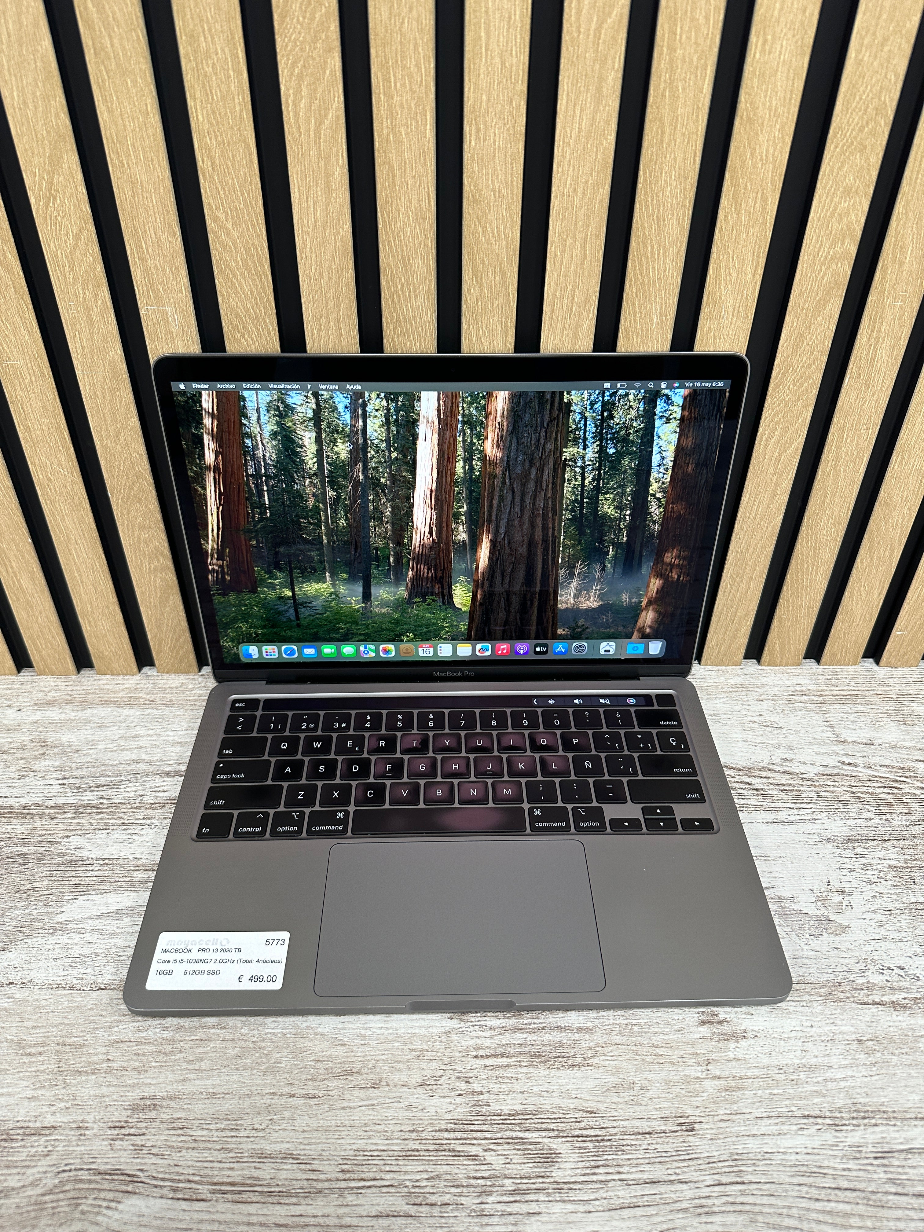 MacBook Pro 13" 2020 TB i5 16gb 512gb SSD