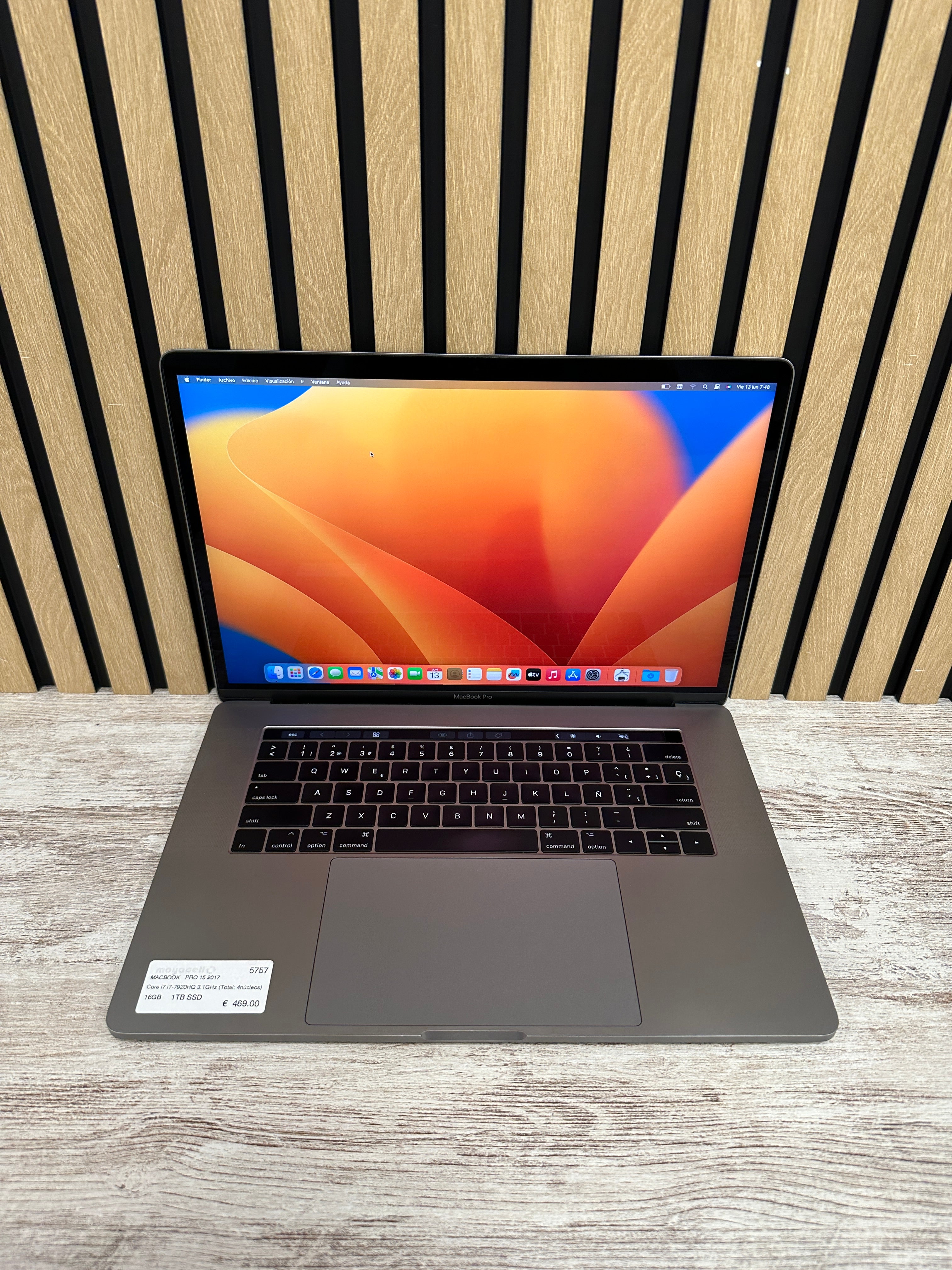 MacBook Pro 15" 2017 i7 16gb 1tb SSD