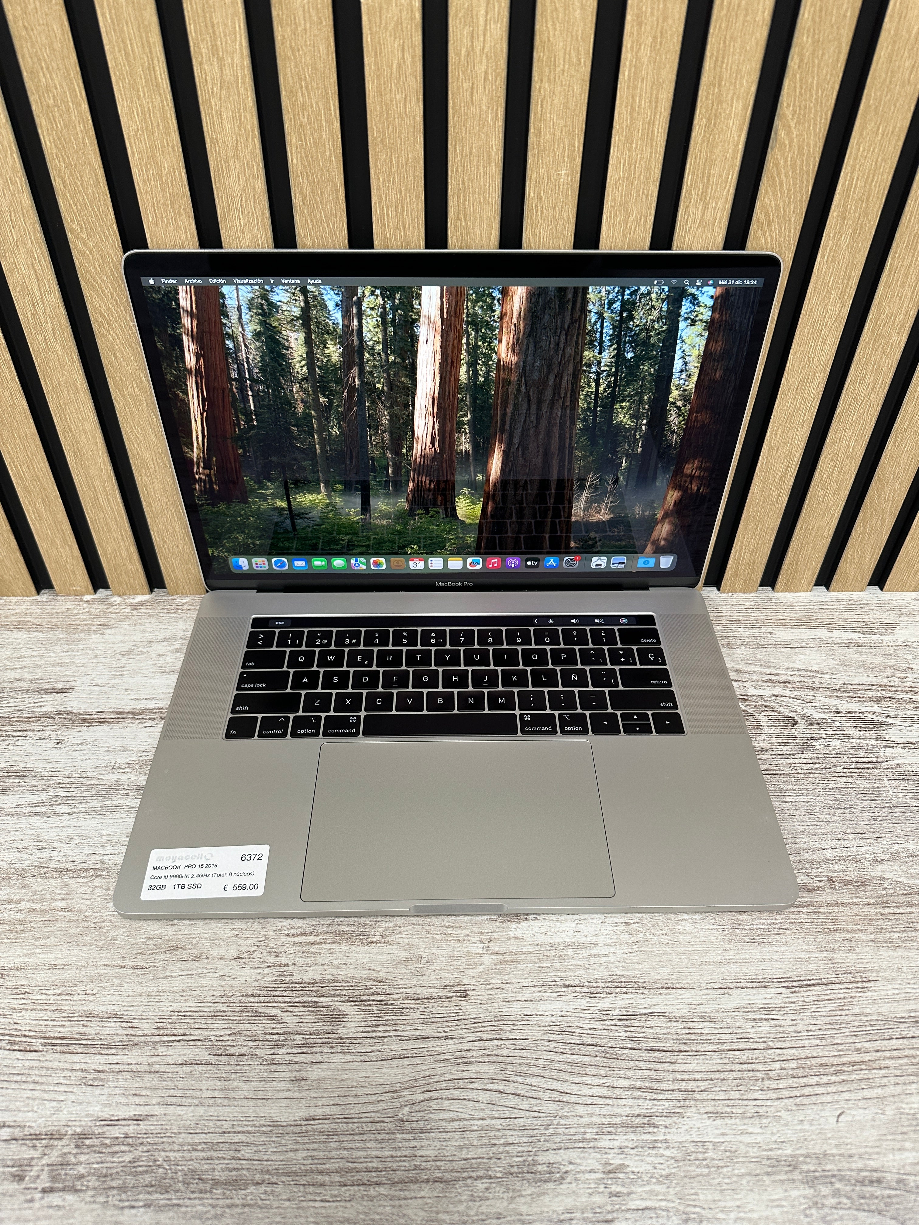 MacBook Pro 15" 2019 i9 32gb 1tb SSD
