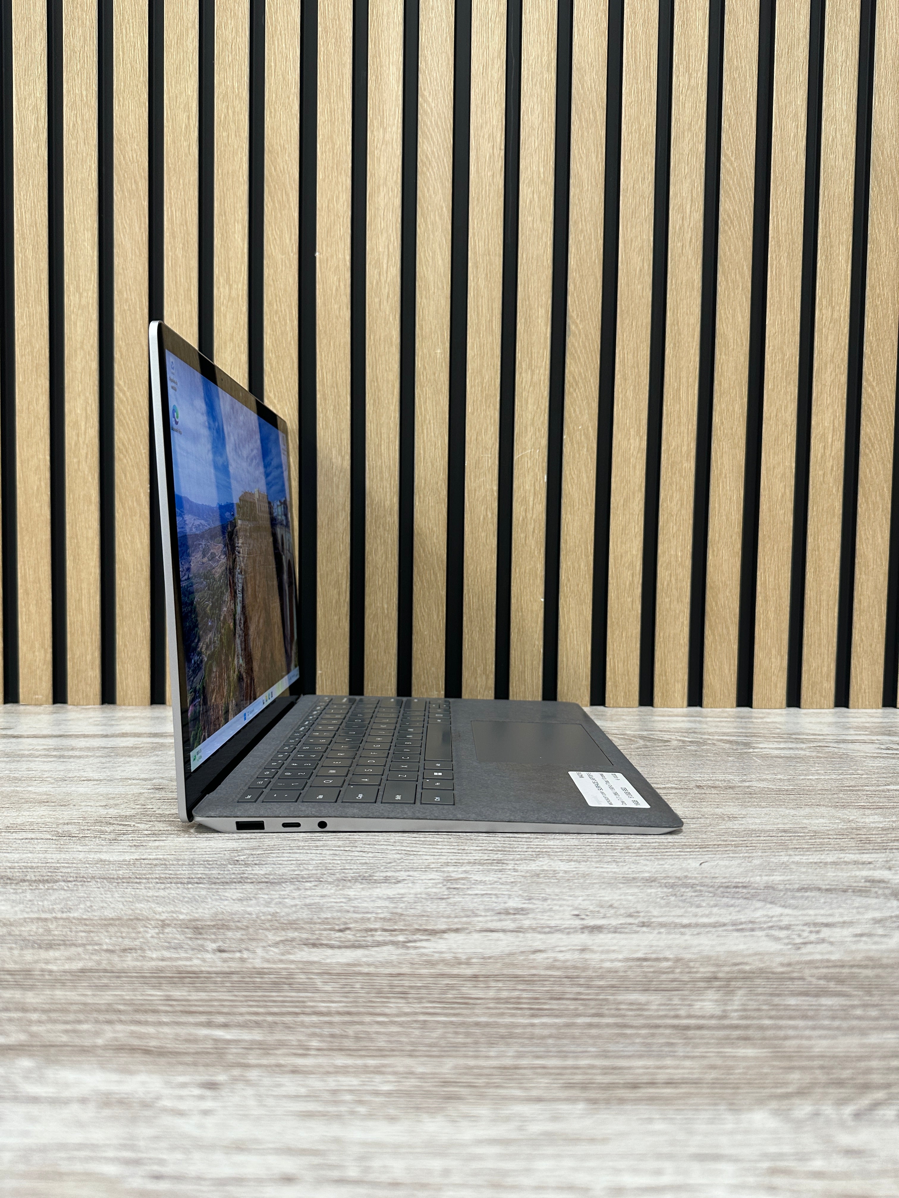 Microsoft Surface Laptop 5 i7 16gb 512gb SSD