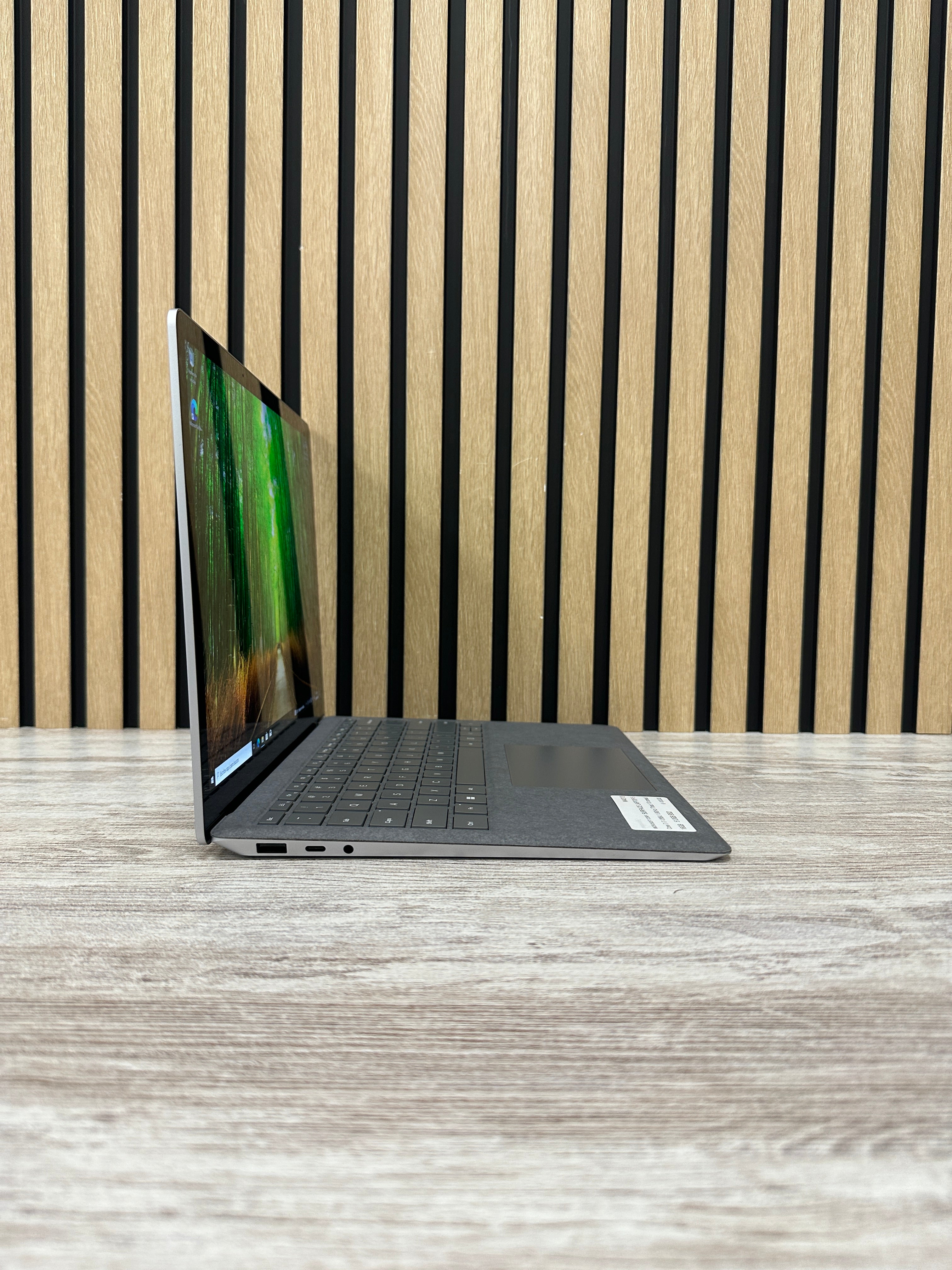 Microsoft Corp Surface Laptop 5 i7 16gb 512gb SSD