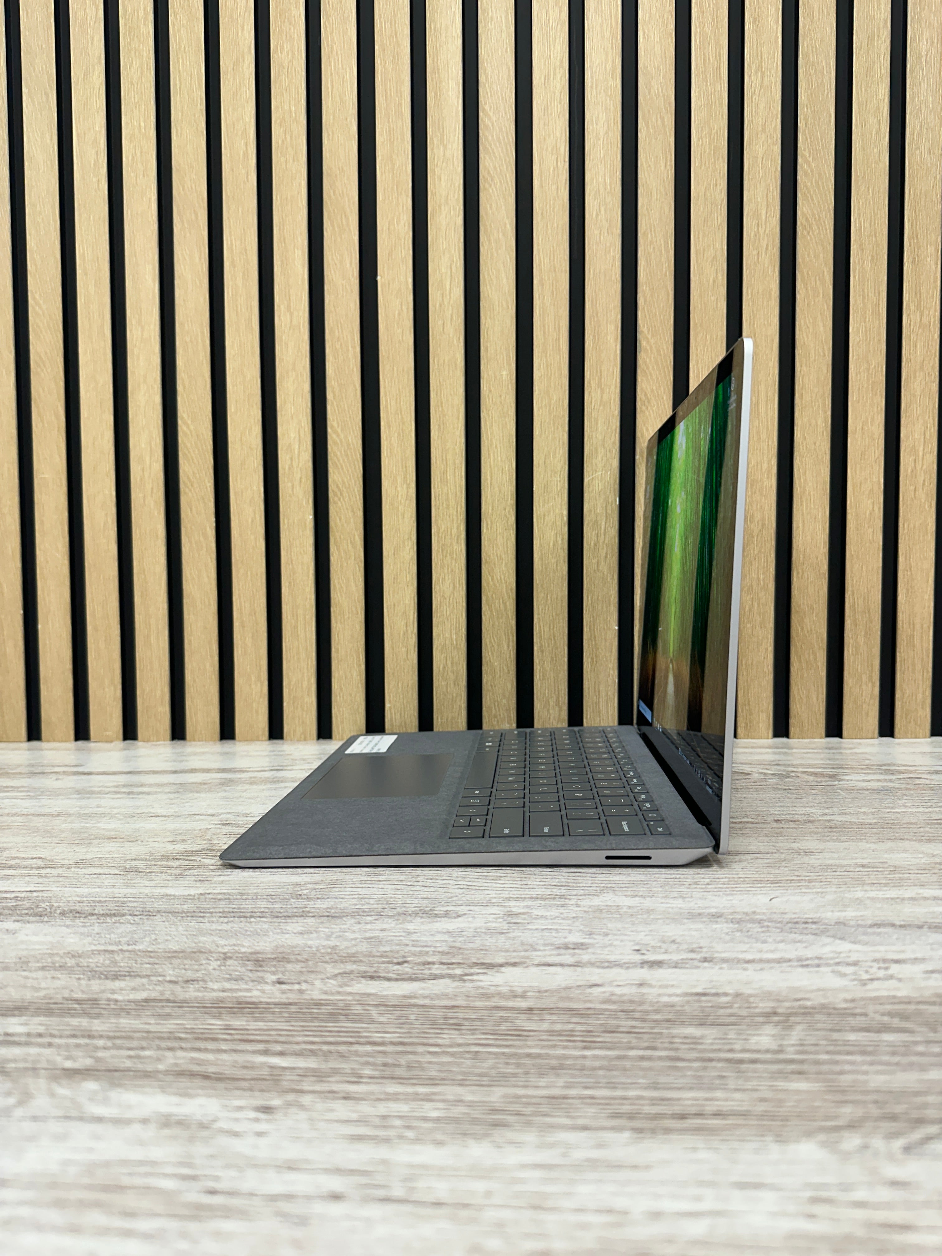 Microsoft Corp Surface Laptop 5 i7 16gb 512gb SSD