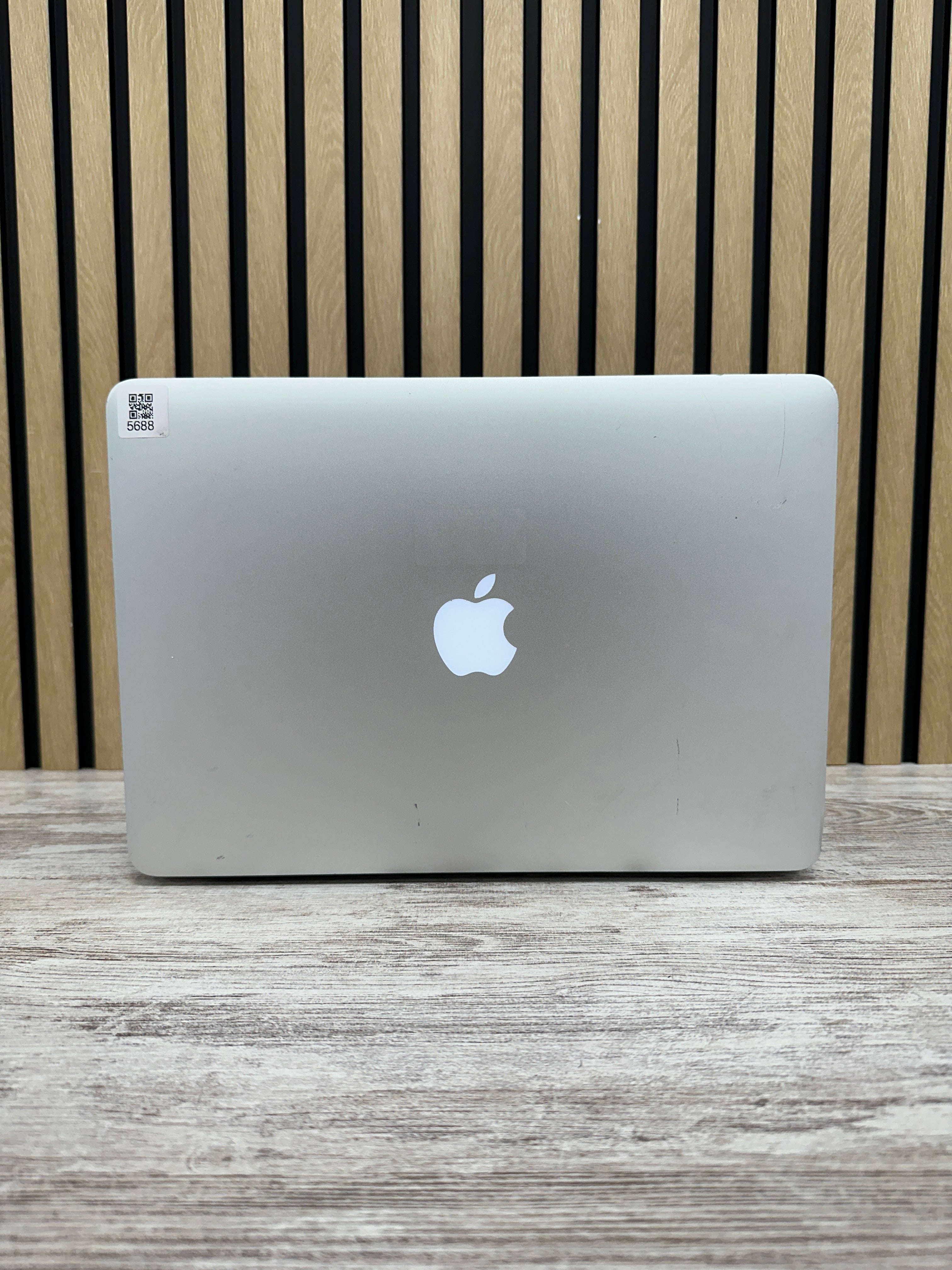 MacBook Air 13" 2015 i5 4gb 256gb SSD