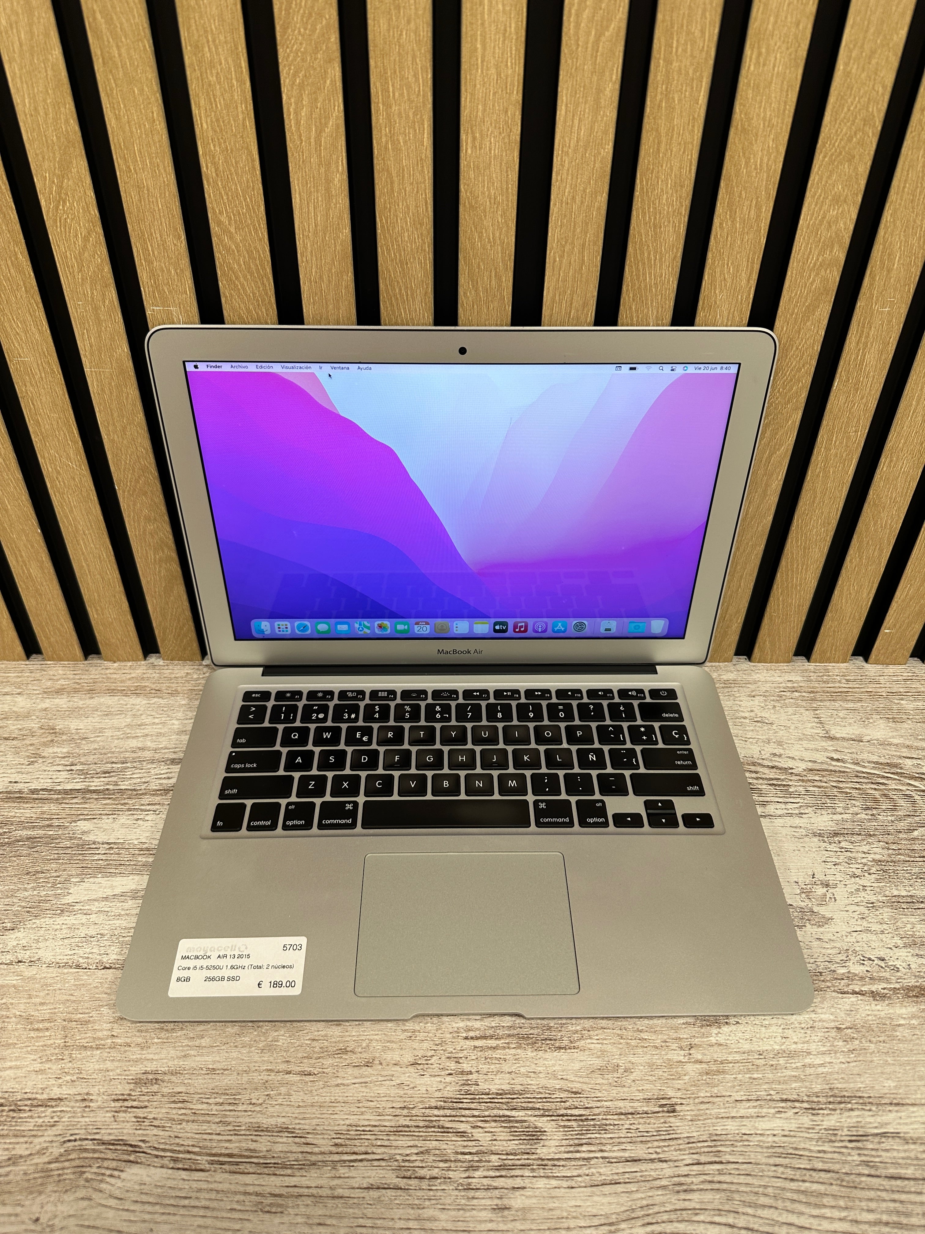 MacBook Air 13" 2015 i5 8gb 256gb SSD