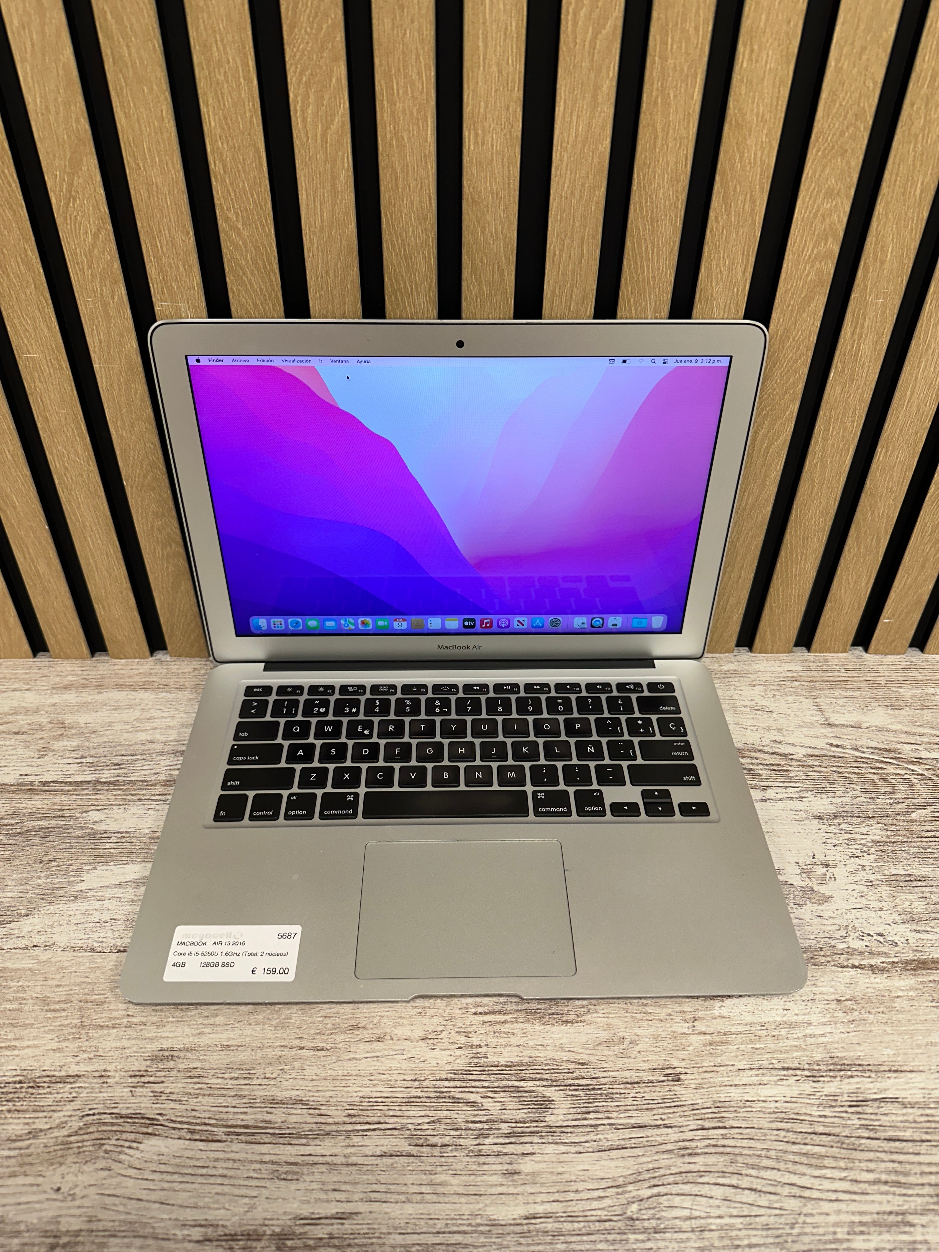 MacBook Air 13" 2015 i5 4gb 128gb SSD