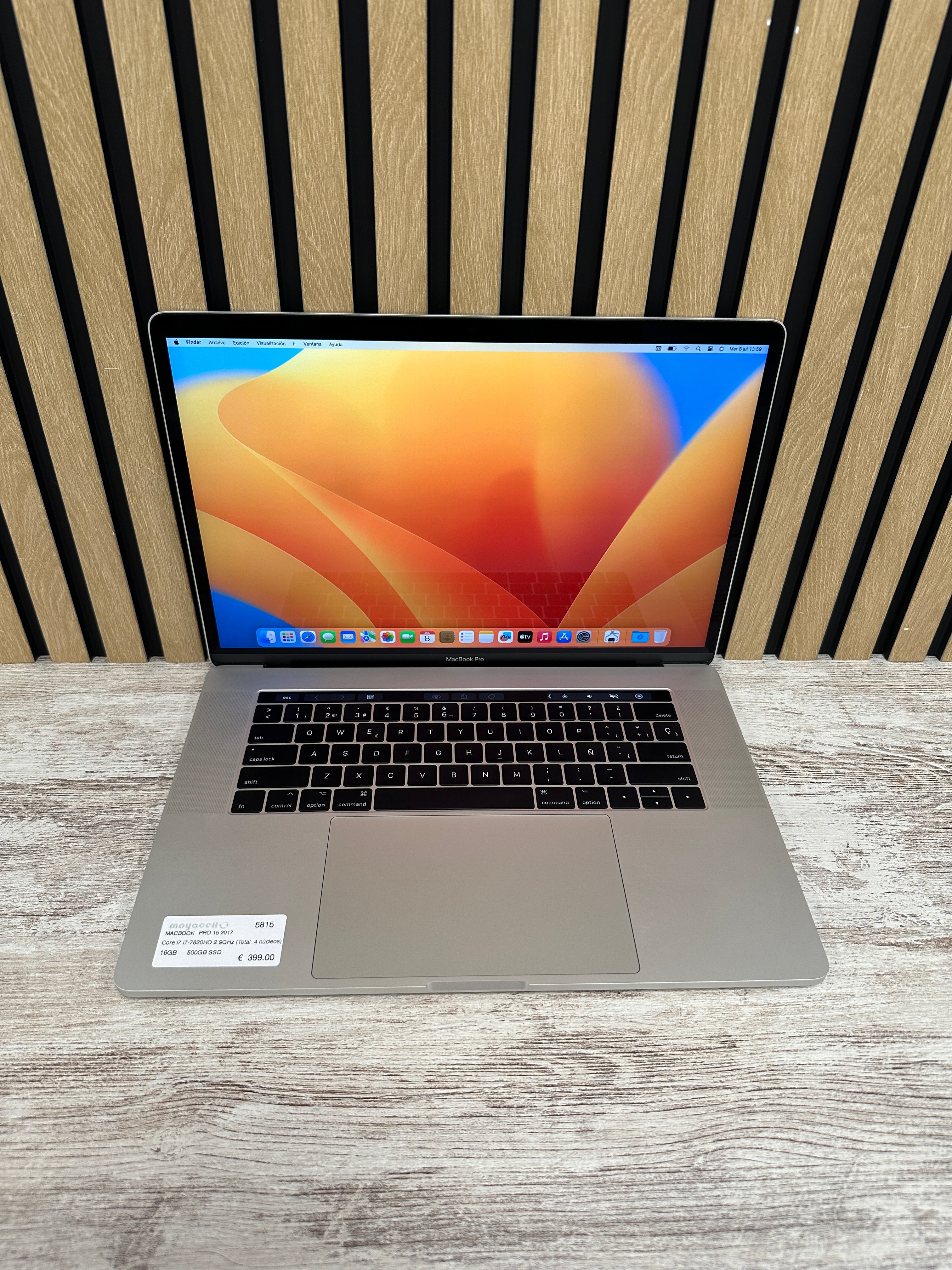 MacBook Pro 15" 2017 i7 16gb 500gb SSD