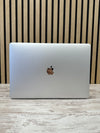 MacBook Pro 15" 2017 i7 16gb 500gb SSD