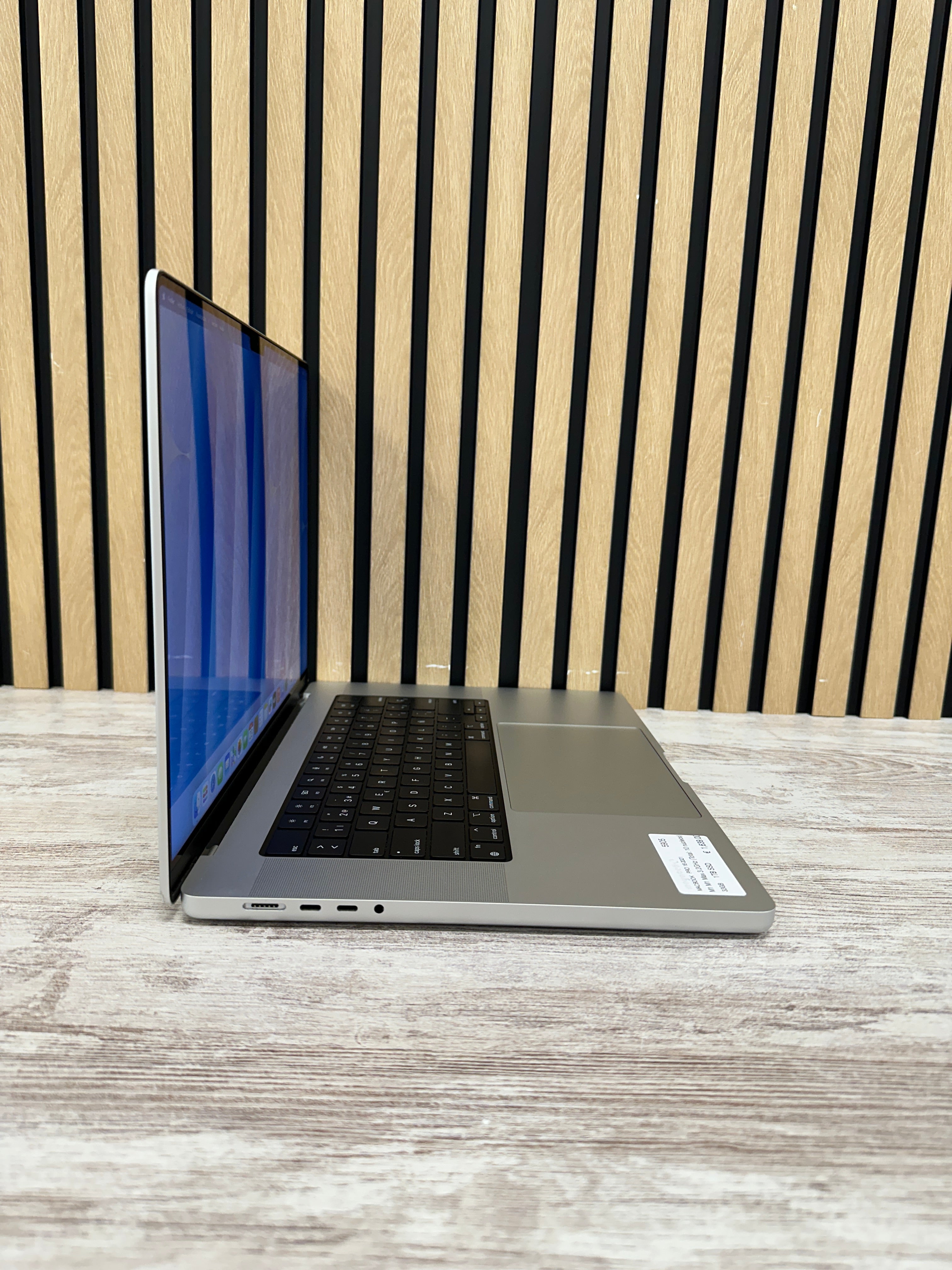 MacBook Pro 16" 2021 M1 MAX 32gb 1tb SSD - Moyacell