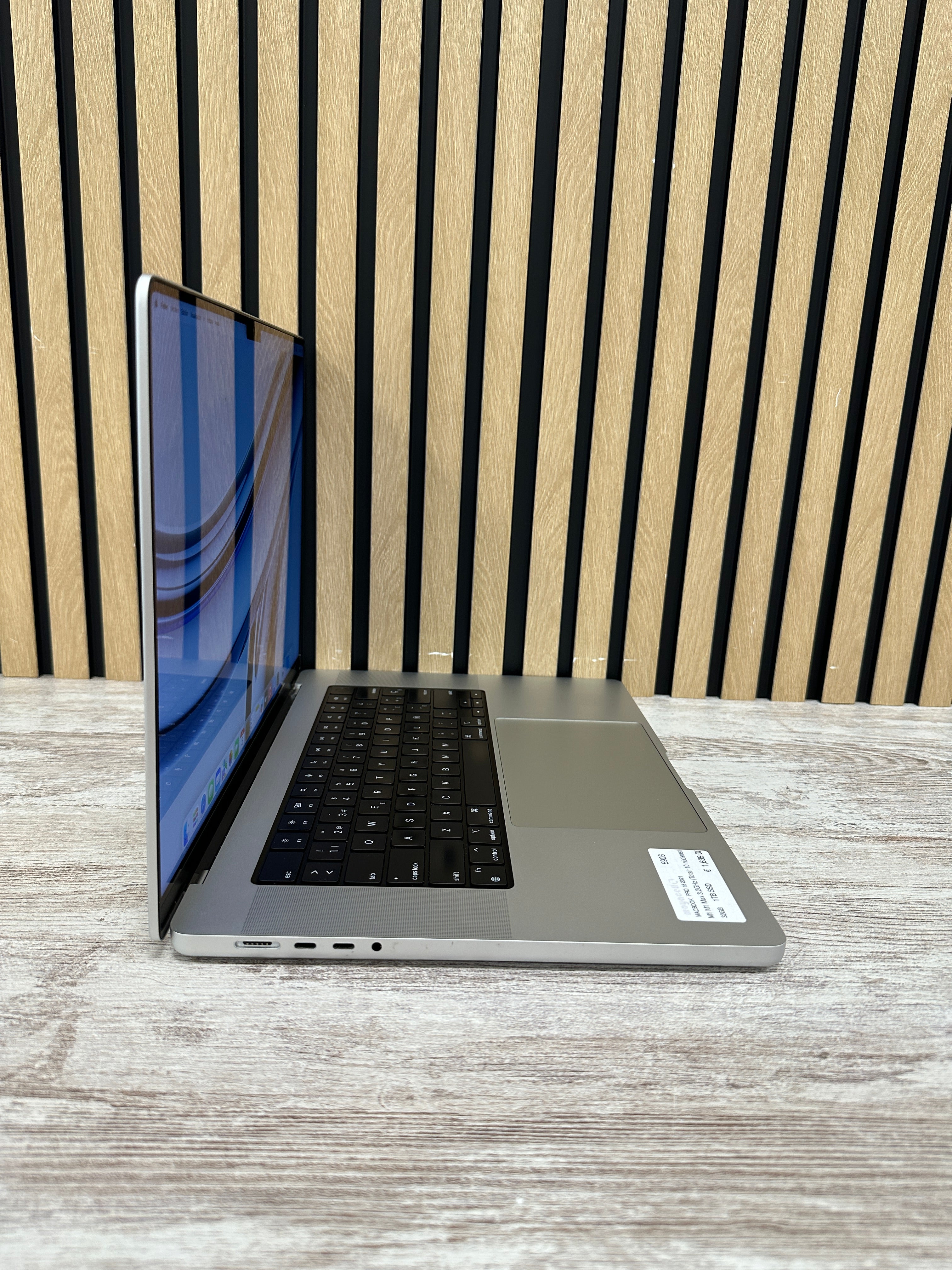 MacBook Pro 16" 2021 M1 MAX 32gb 1tb SSD - Moyacell