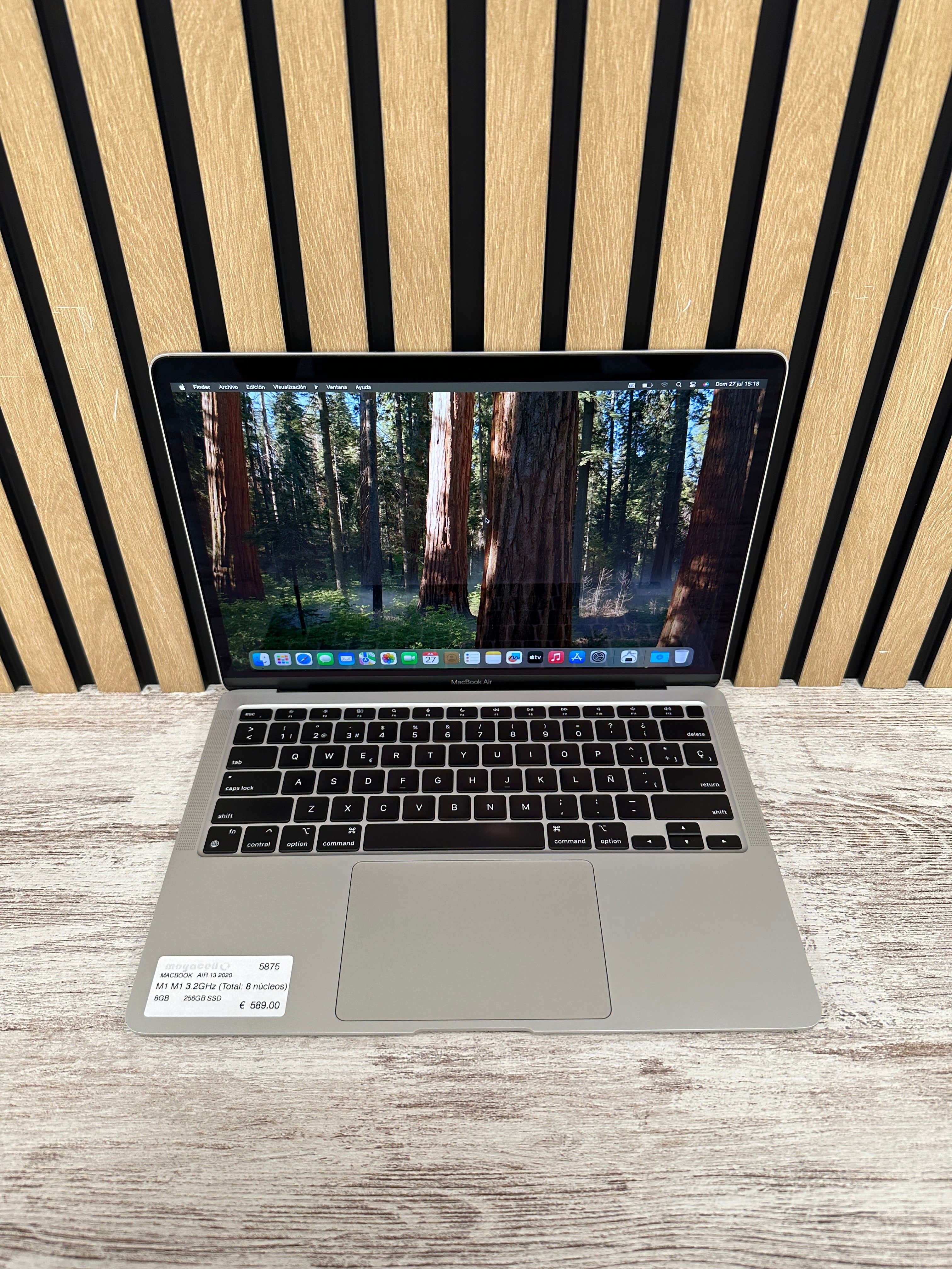 MacBook Air 13" 2020 M1 8gb 256gb SSD