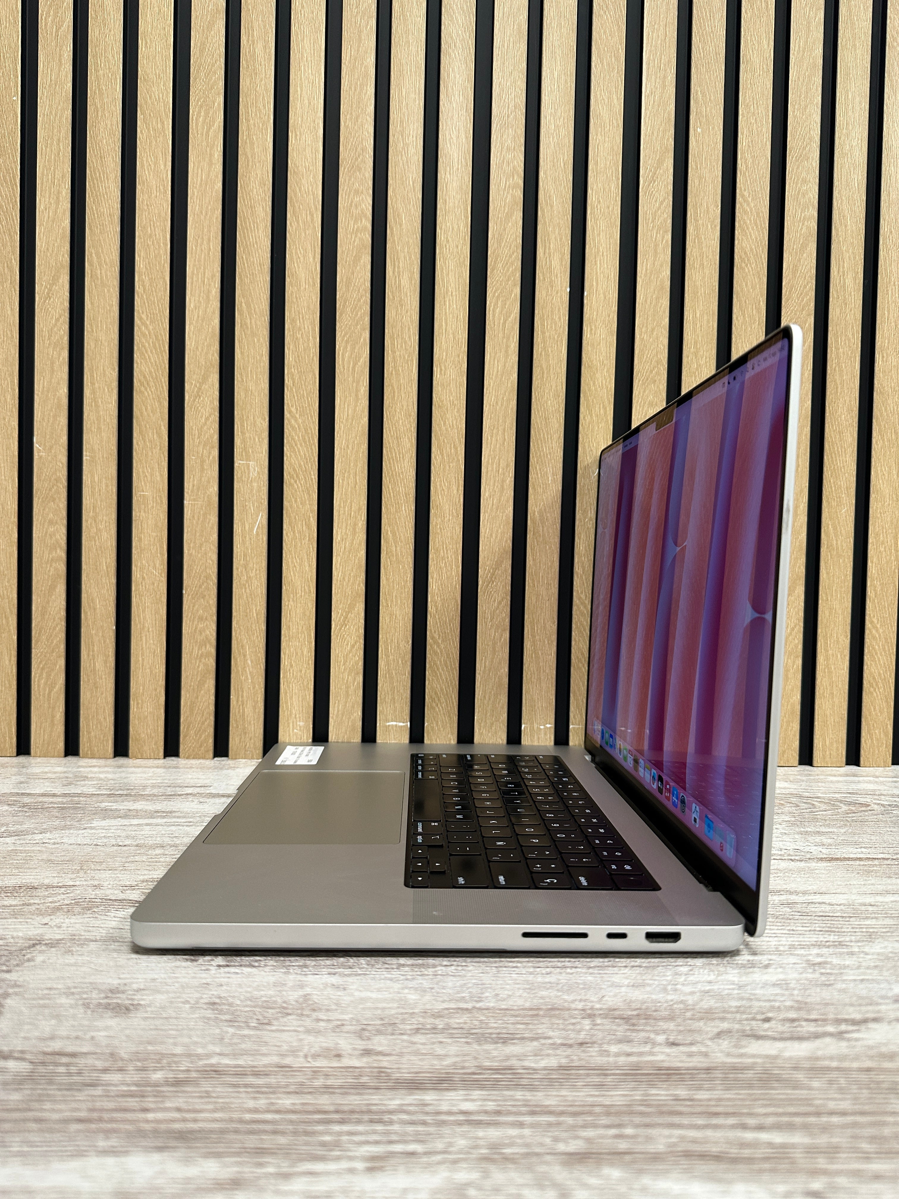 MacBook Pro 16" 2021 M1 MAX 32gb 1tb SSD - Moyacell