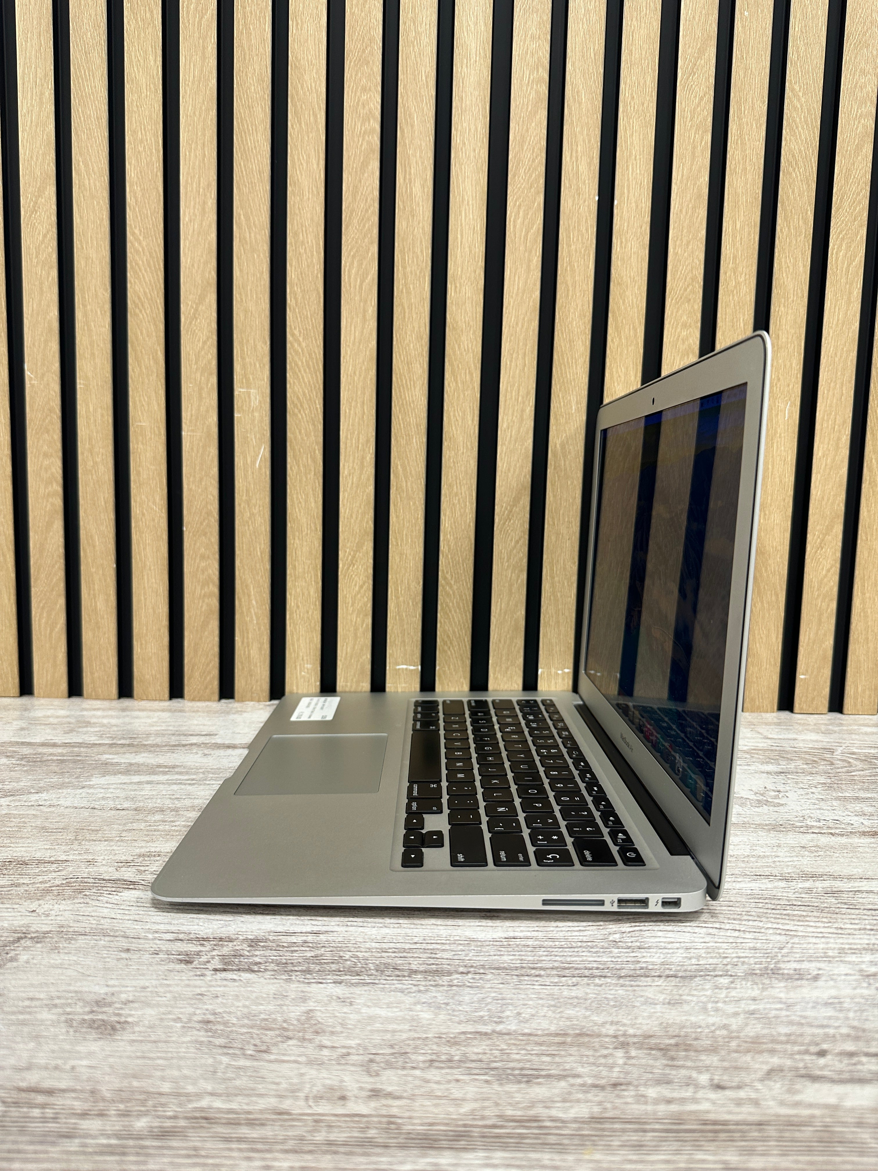 MacBook Air 13" 2017 i5 8gb 256gb SSD - Moyacell