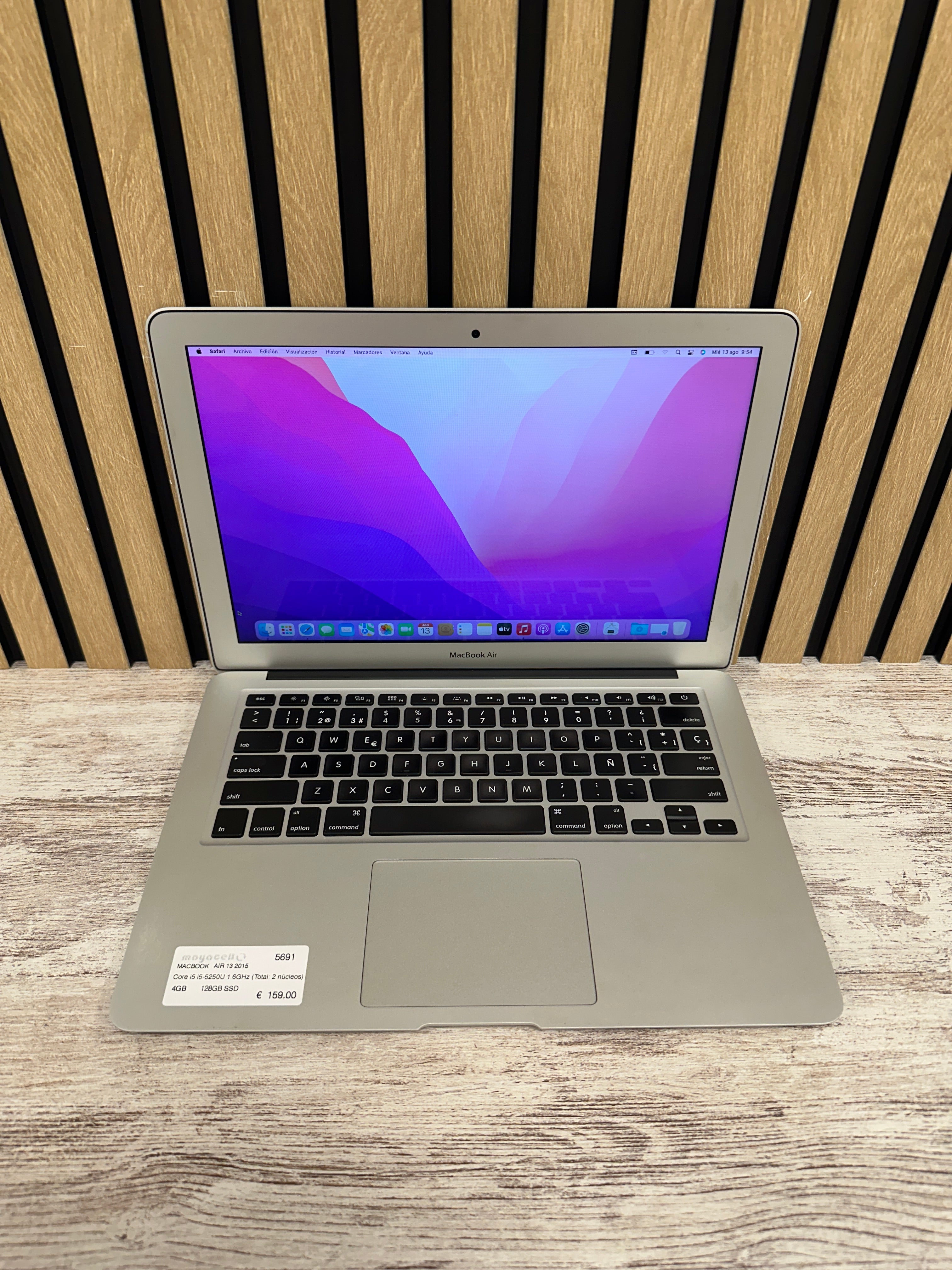 MacBook Air 13" 2015 i5 4gb 128gb SSD