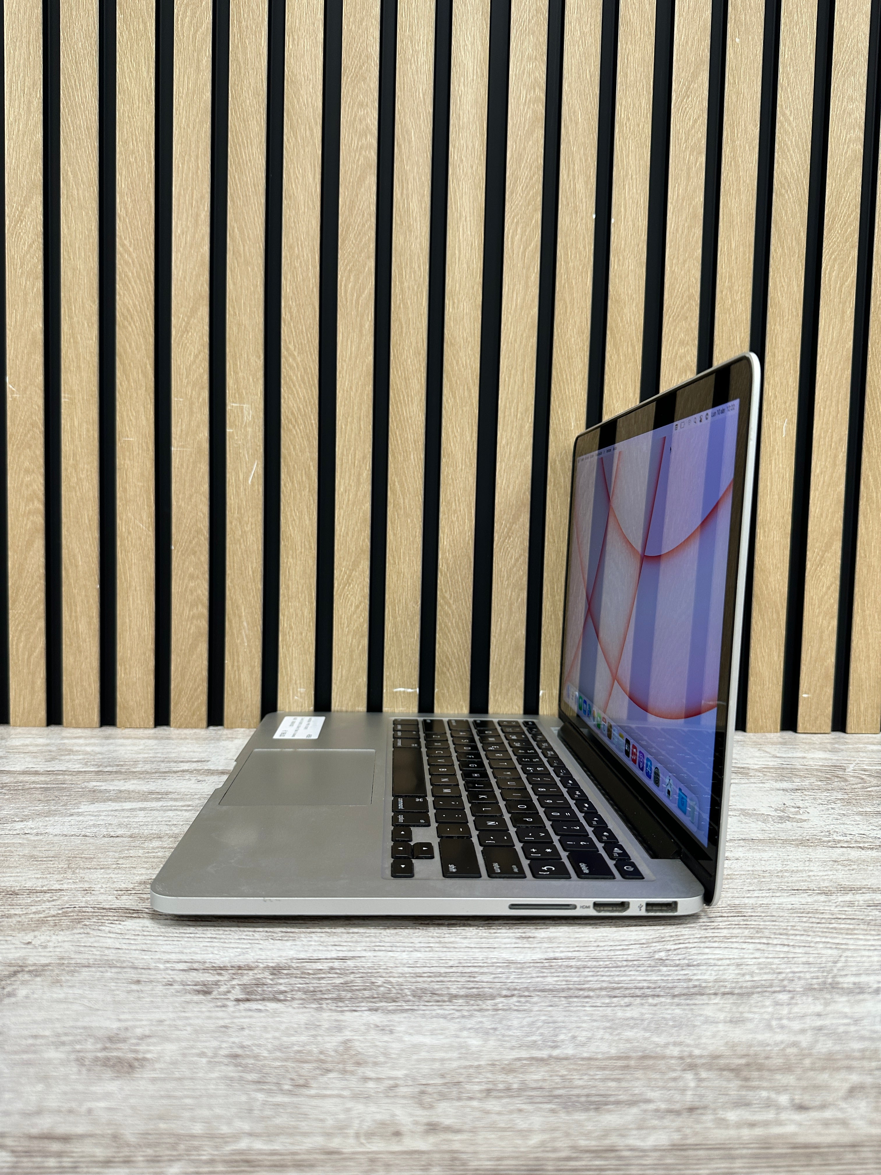 MacBook Pro 13" 2015 i5 8gb 128gb SSD