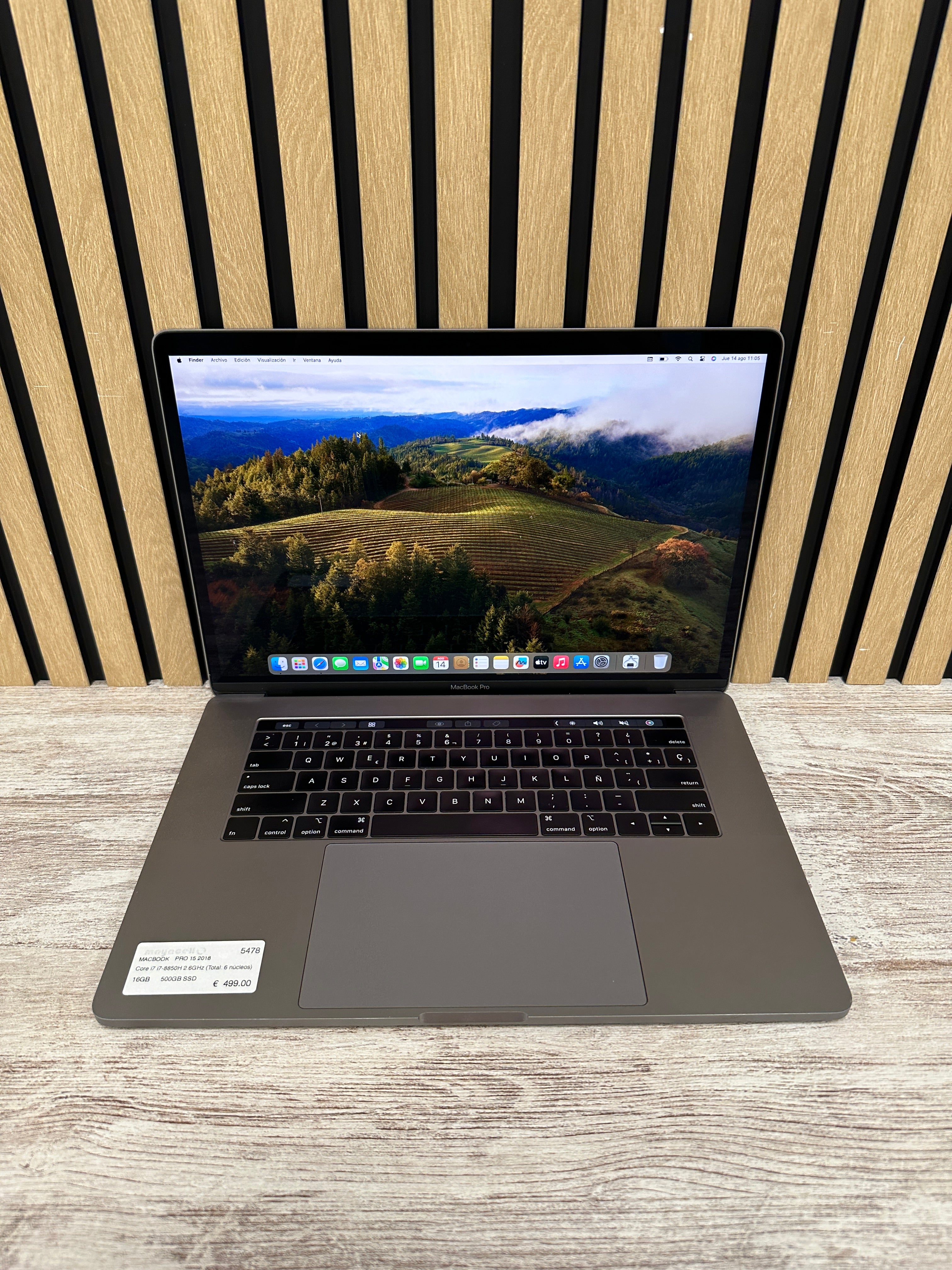 MacBook Pro 15" 2018 i7 16gb 500gb SSD
