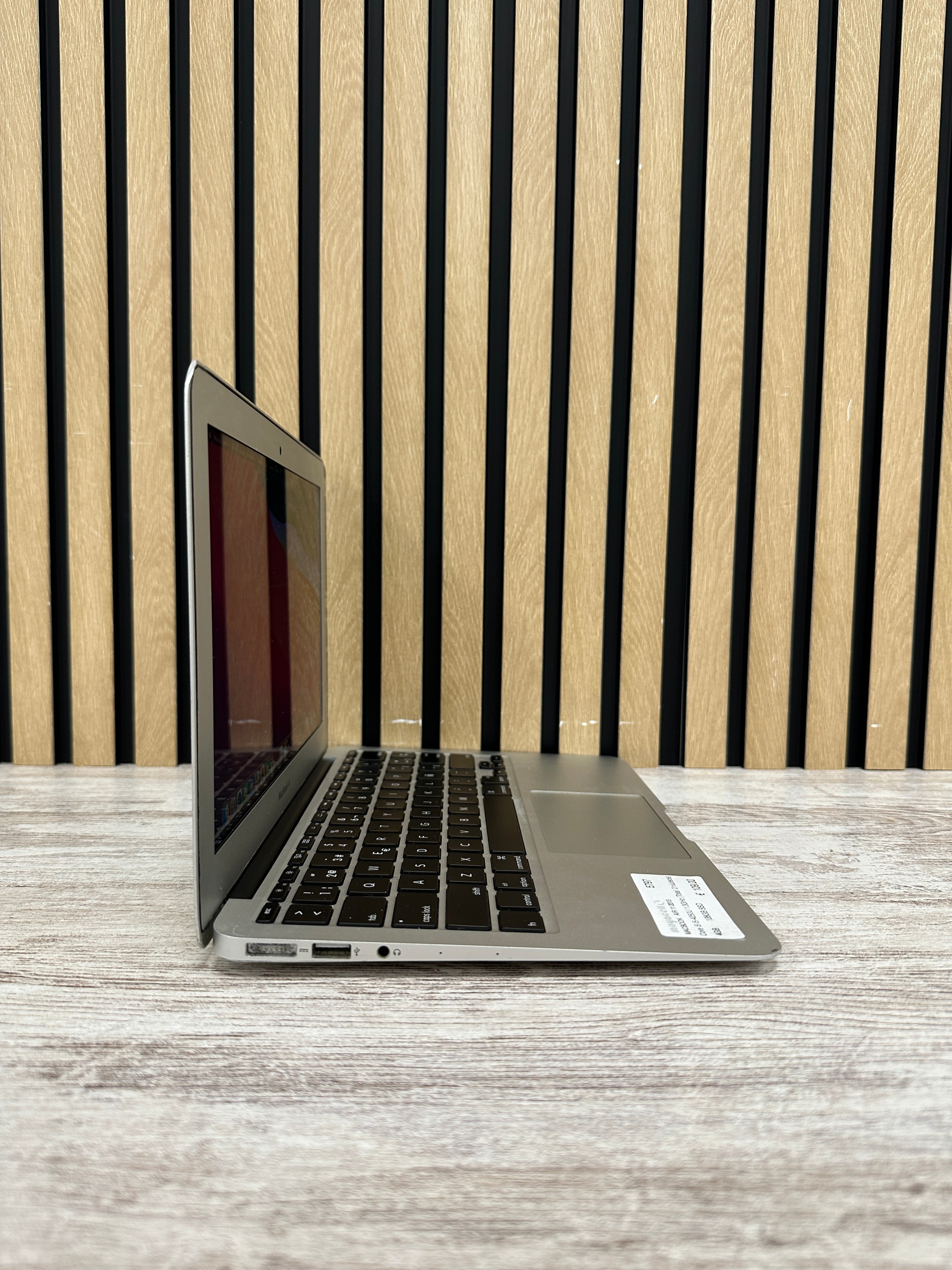 MacBook Air 11" 2013 i5 4gb 128gb SSD - Moyacell